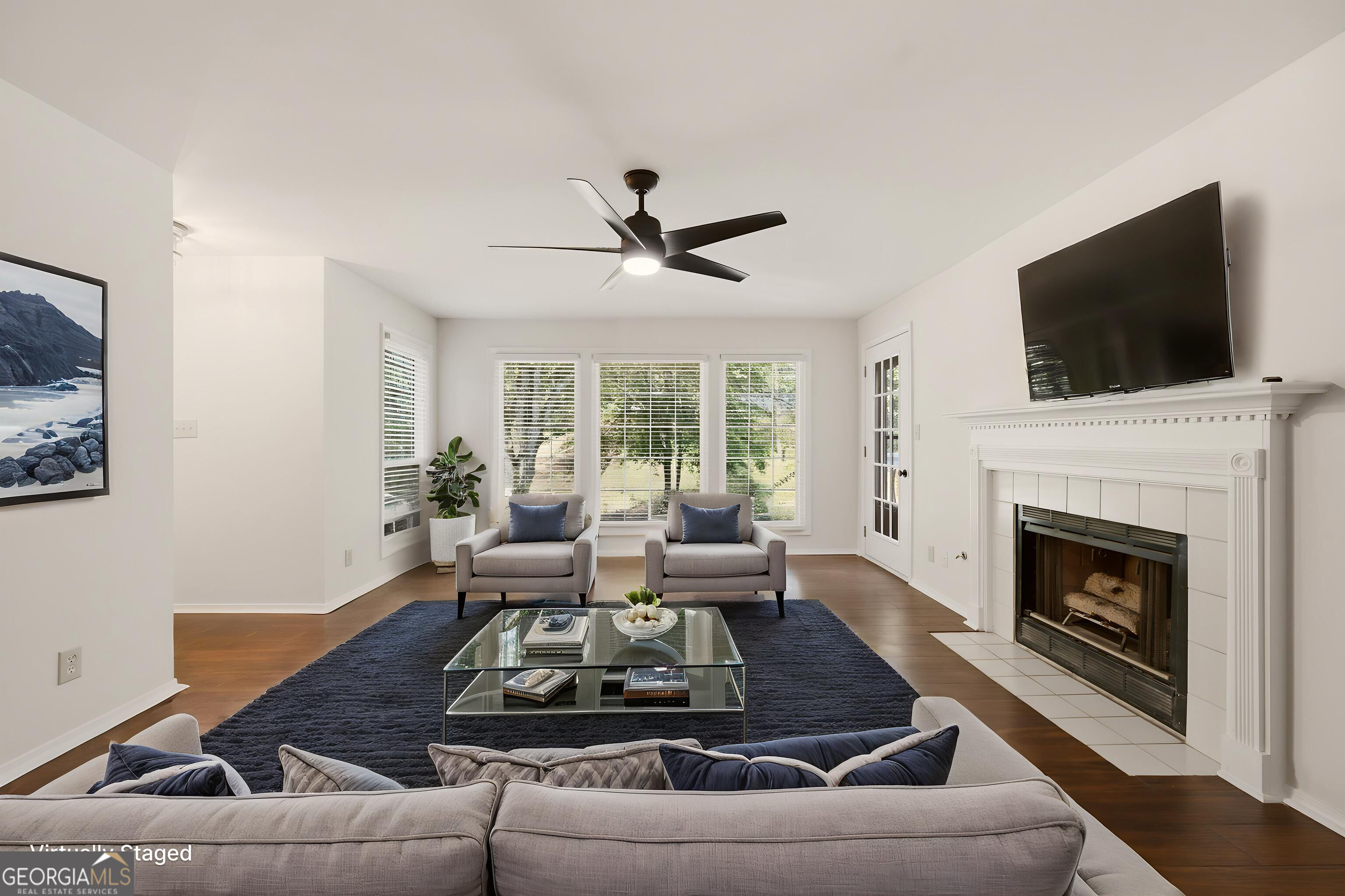 515 Berkeley Woods Drive Property Photo 3