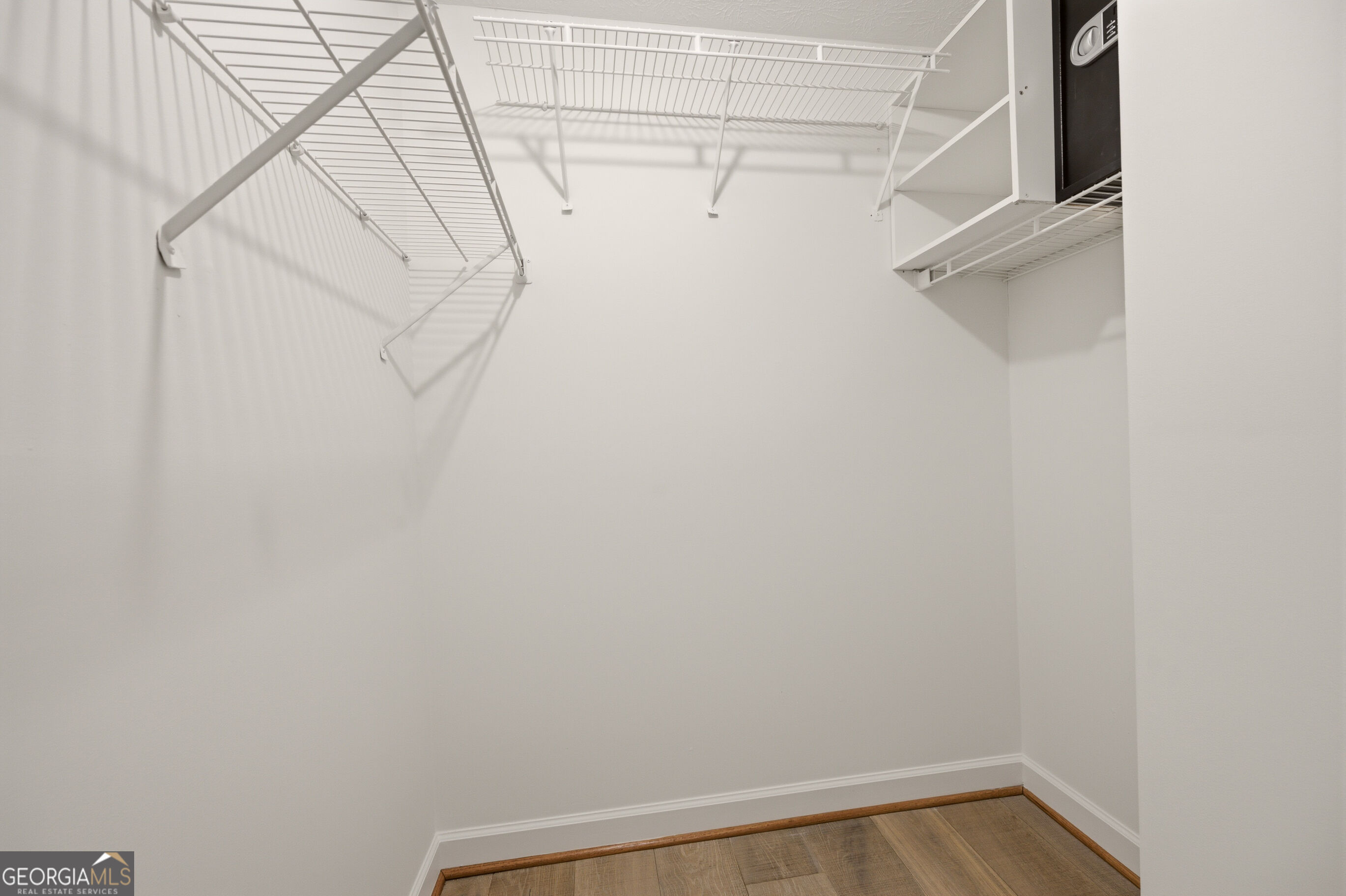 515 Berkeley Woods Drive Property Photo 18