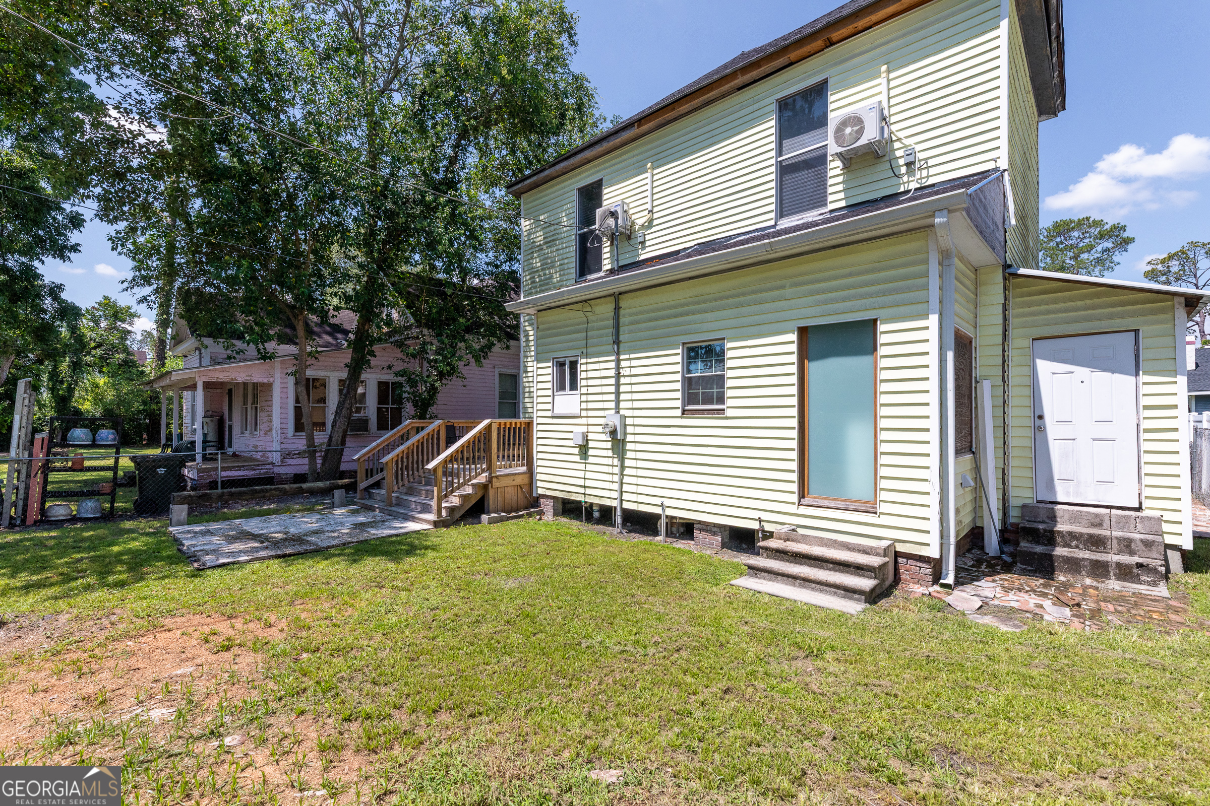 608 Ware Street Property Photo 46