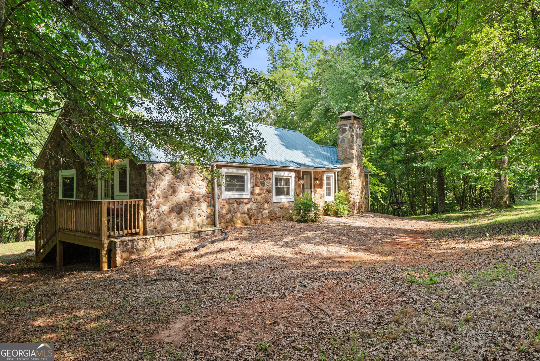 973 Floyd Road Property Photo 1