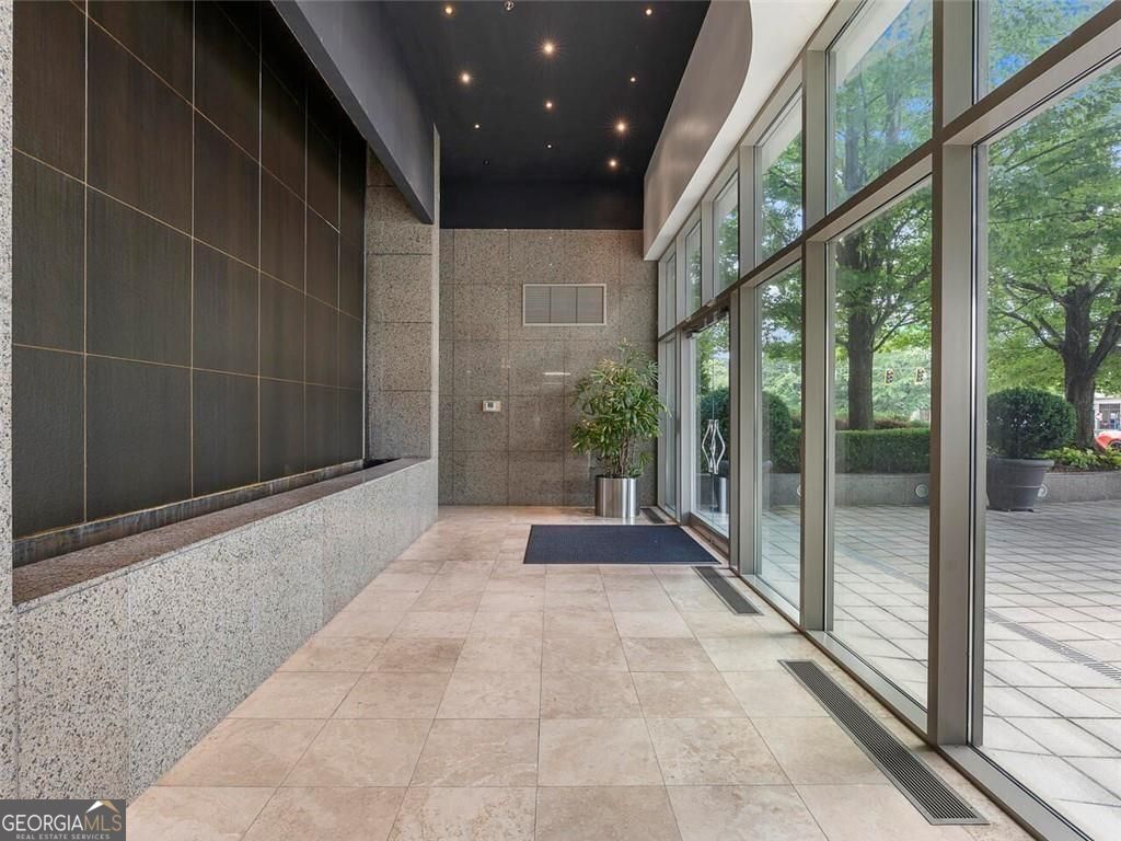2881 Peachtree Road Ne # 1105 Property Photo 27
