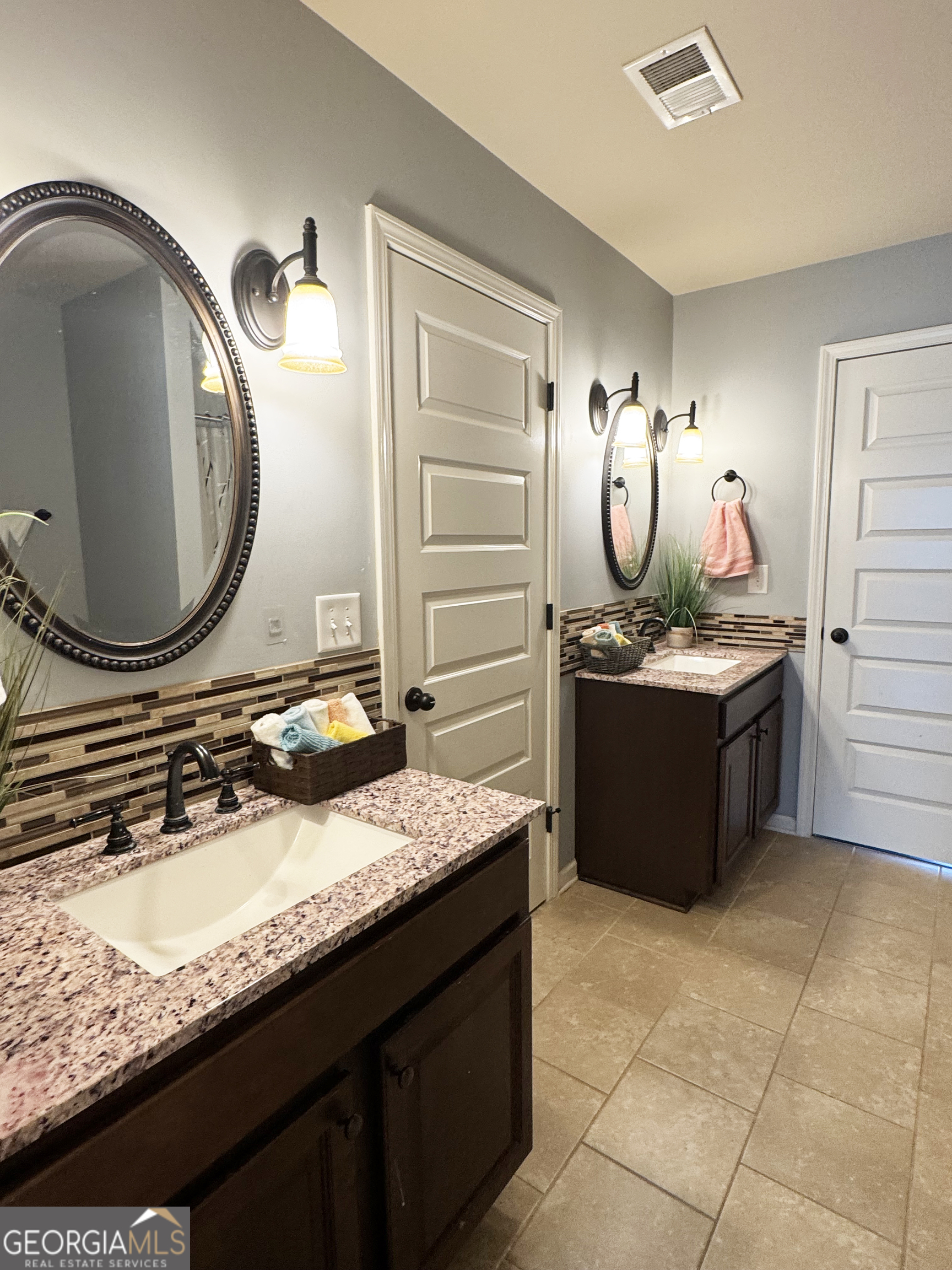 1869 Schofield Drive Property Photo 42