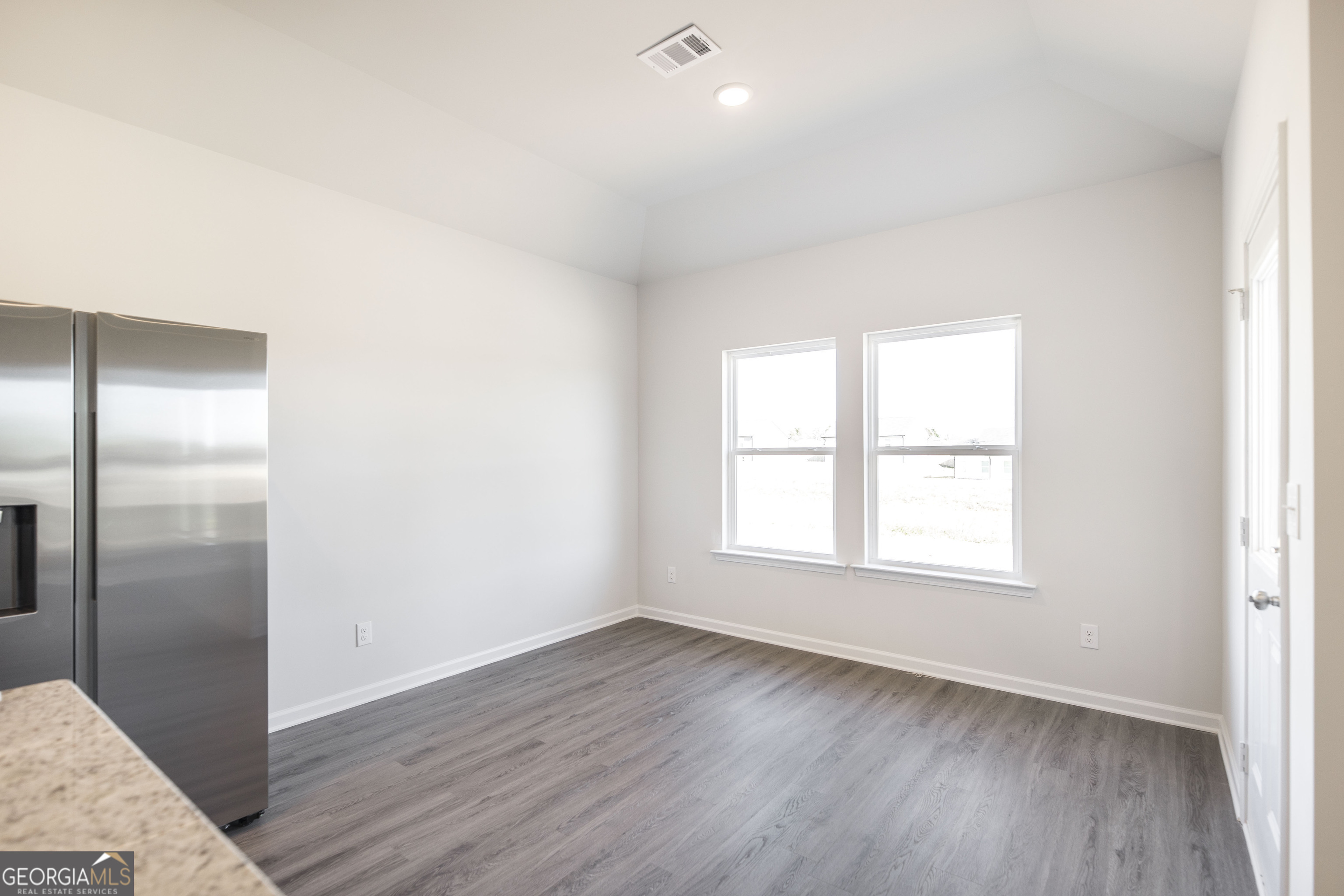 403 Georgian Walk Property Photo 7