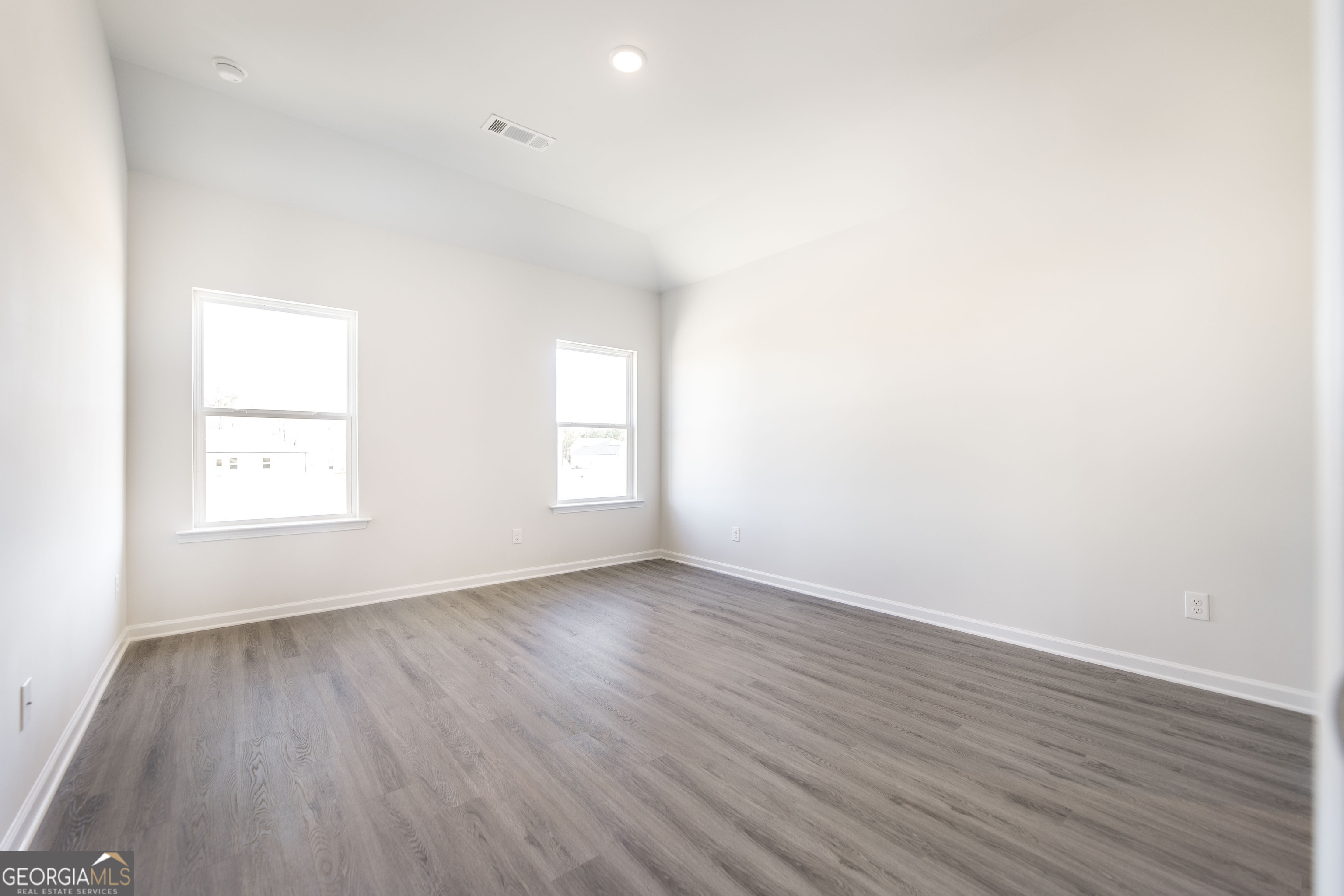 403 Georgian Walk Property Photo 10
