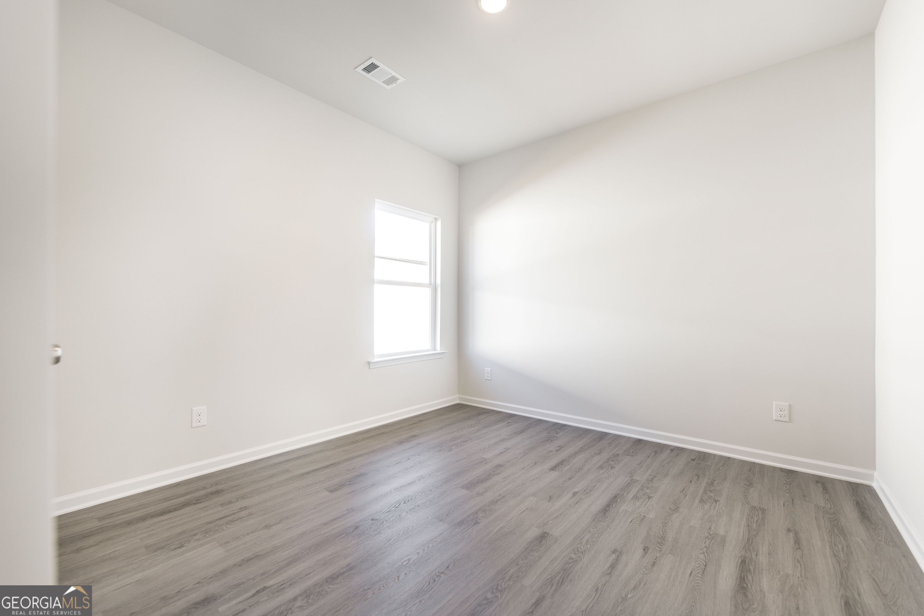 403 Georgian Walk Property Photo 23