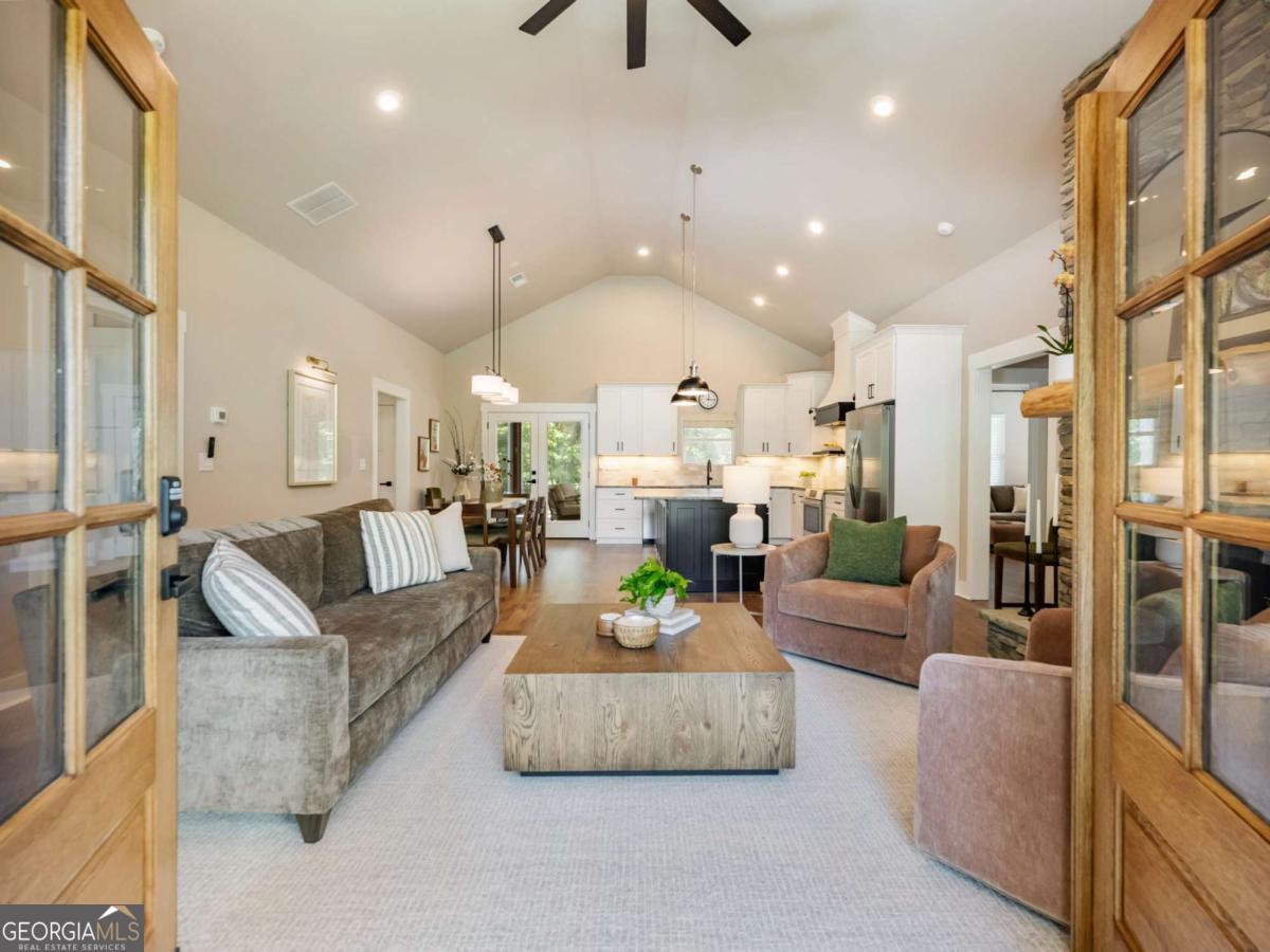 1320 Heads Ferry Road Property Photo 2