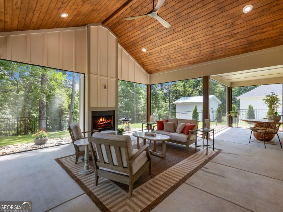 1320 Heads Ferry Road Property Photo 34