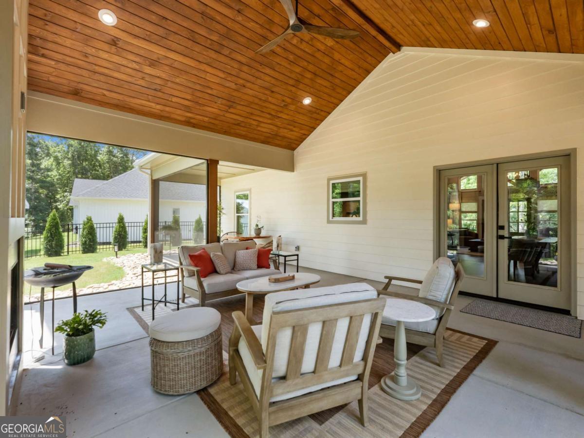1320 Heads Ferry Road Property Photo 36