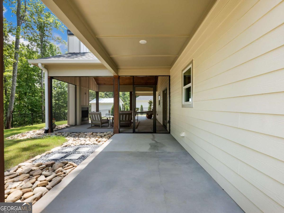 1320 Heads Ferry Road Property Photo 39