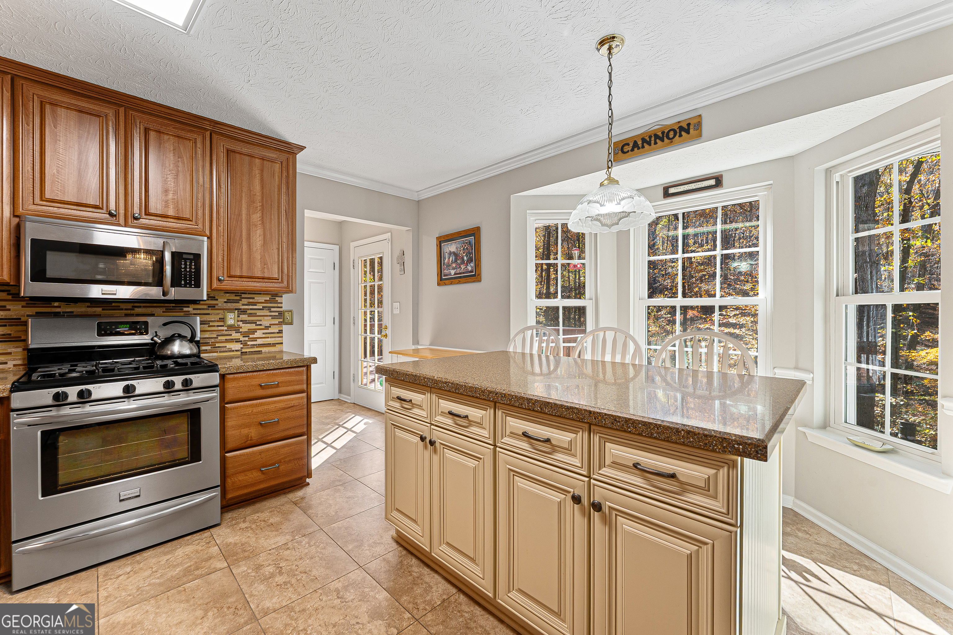 190 Timber Ridge Drive Property Photo 11
