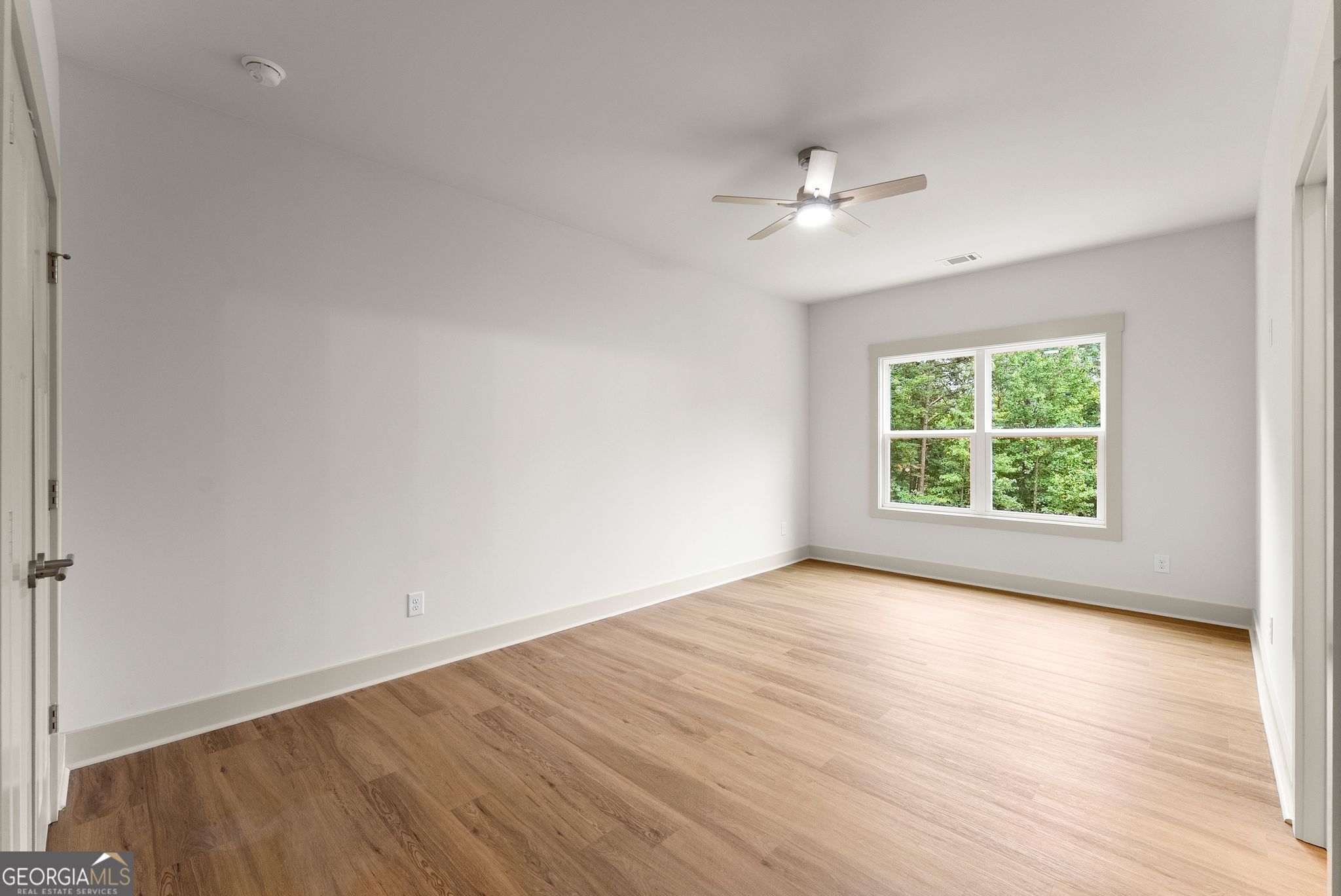 212 Planters Creek Property Photo 37