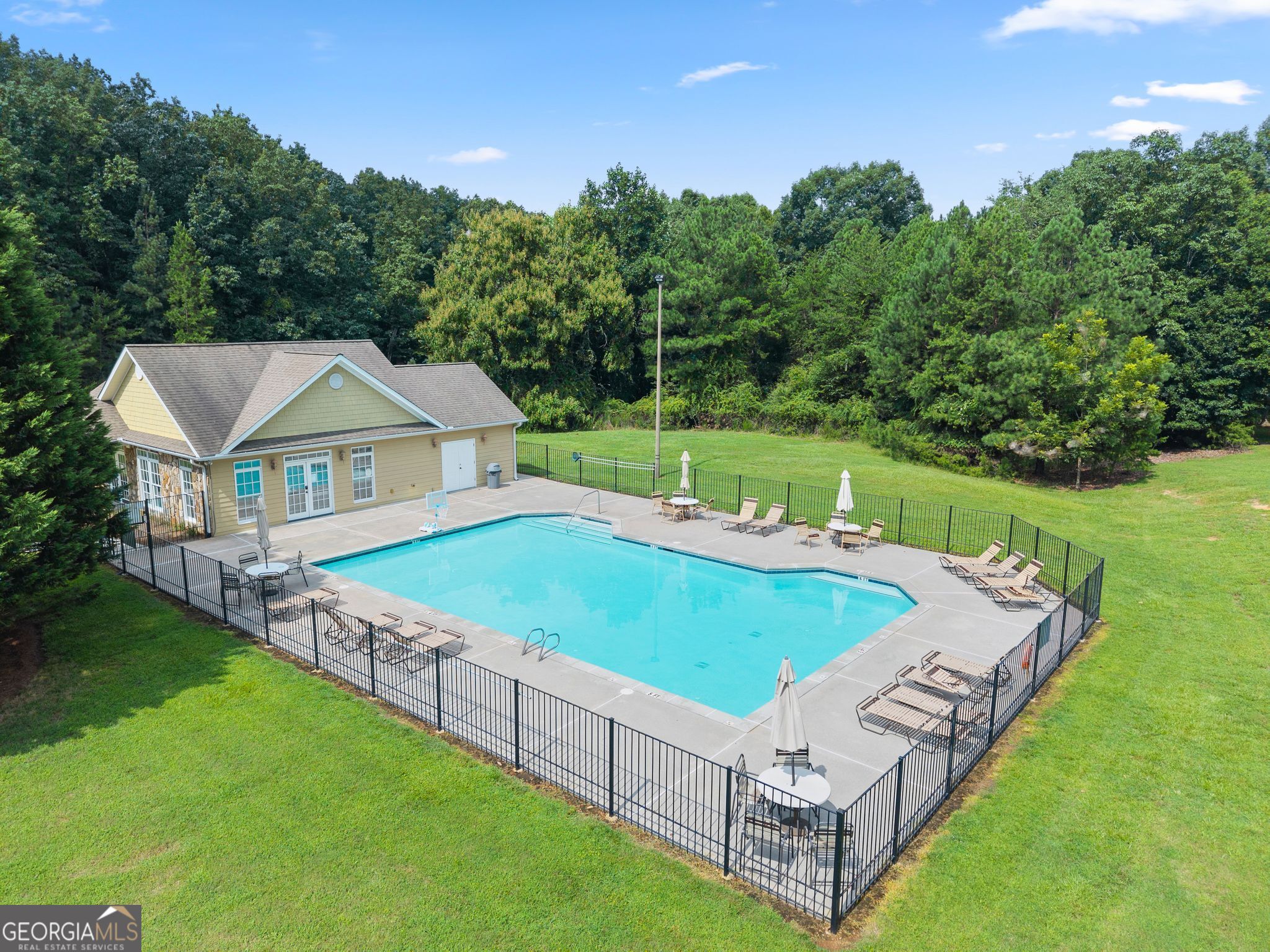 212 Planters Creek Property Photo 69