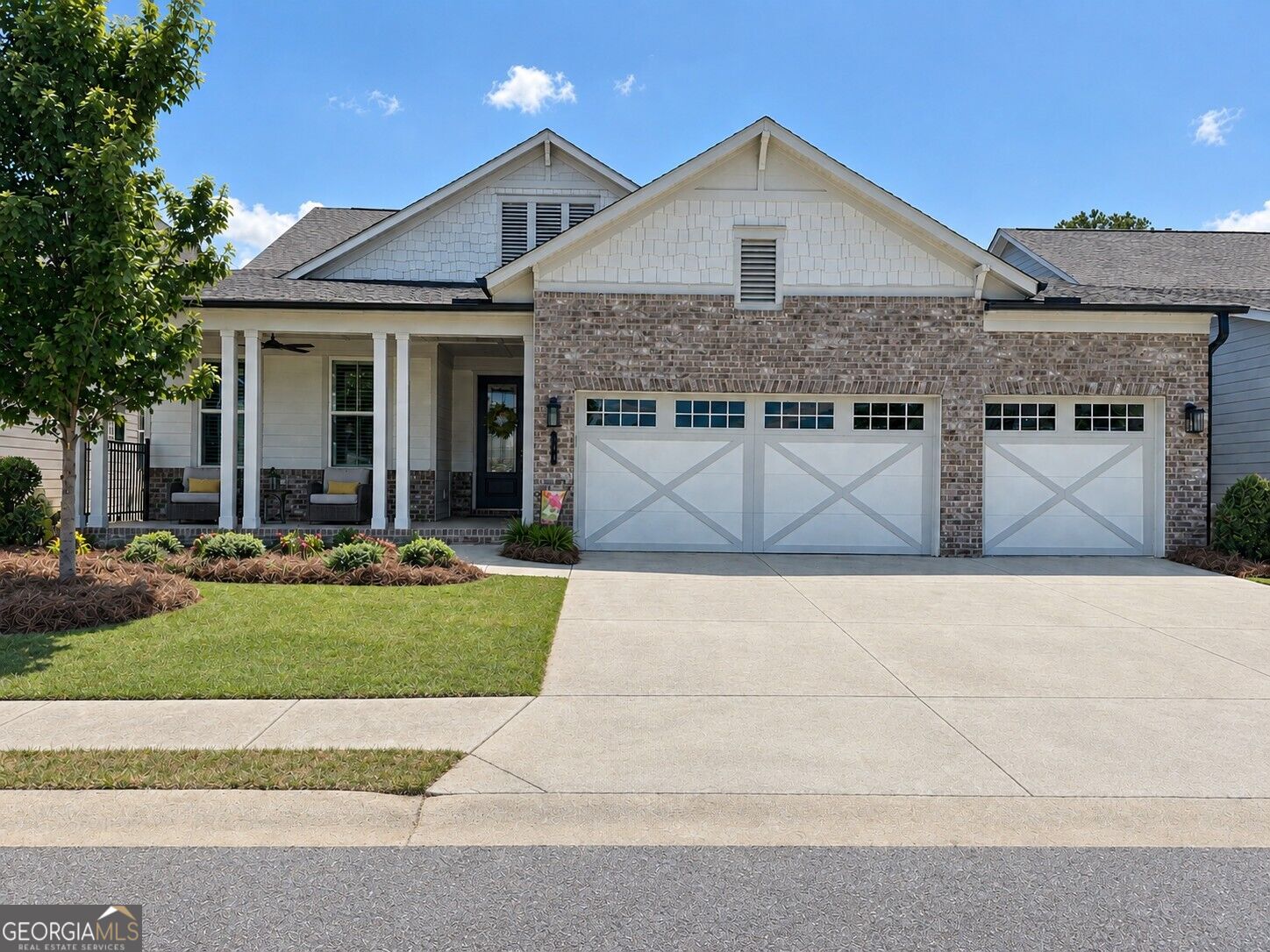 170 Erie Point Property Photo 1