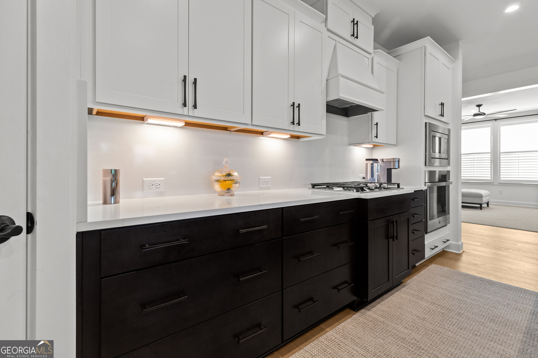 170 Erie Point Property Photo 14