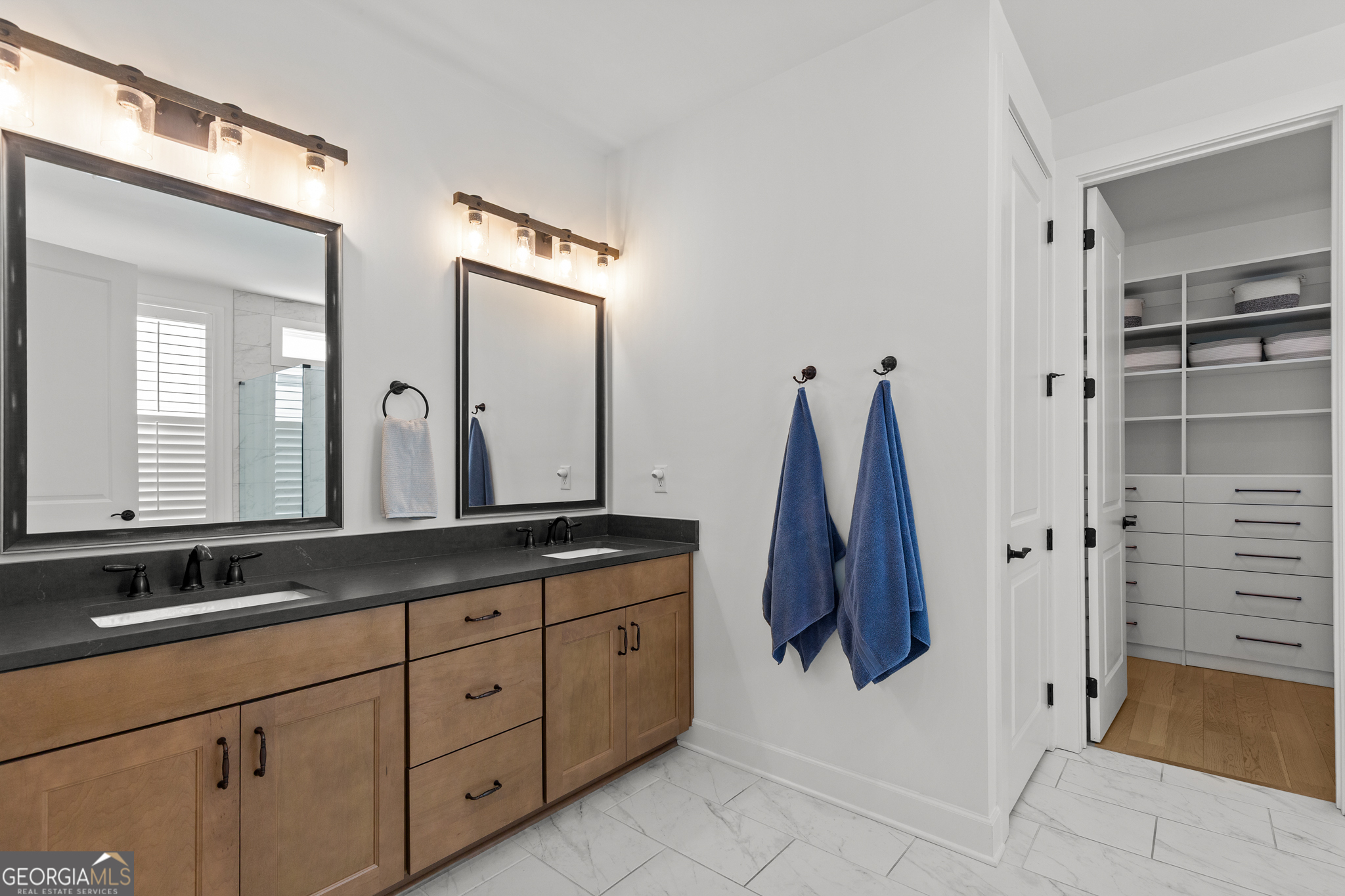170 Erie Point Property Photo 26