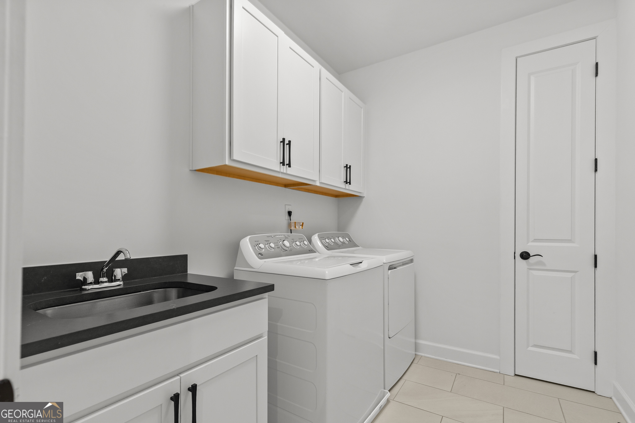 170 Erie Point Property Photo 39