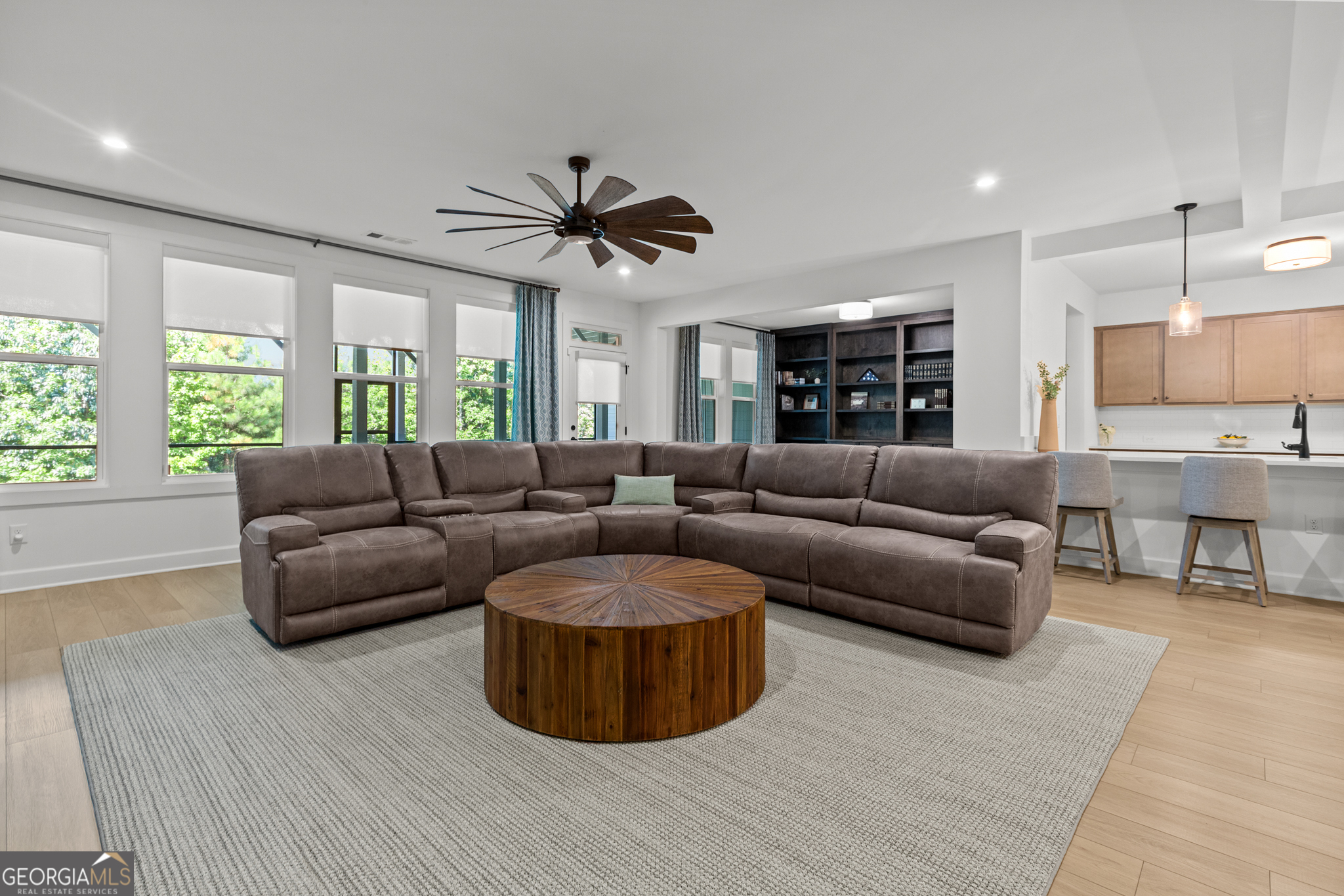 170 Erie Point Property Photo 41
