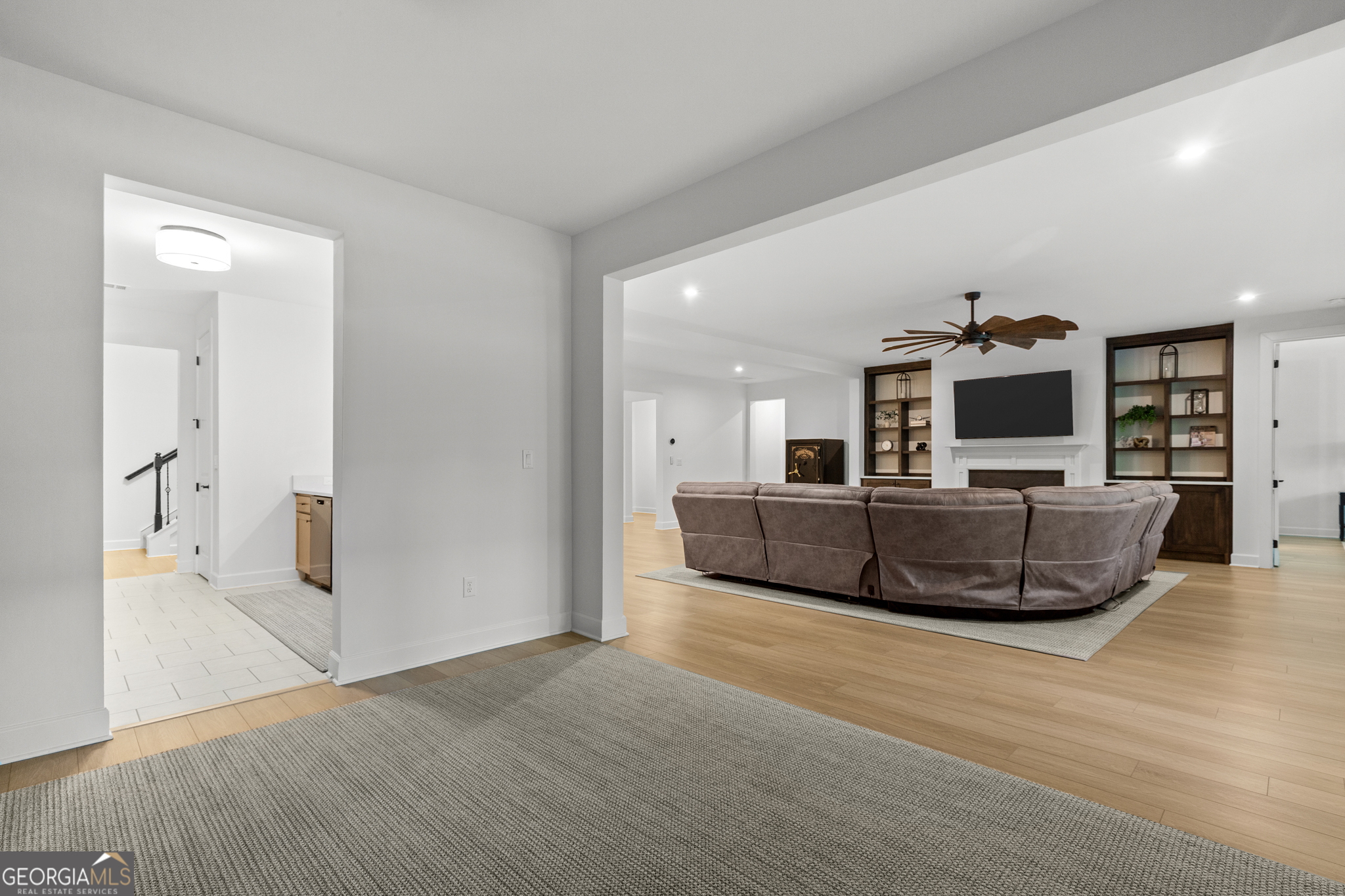 170 Erie Point Property Photo 48