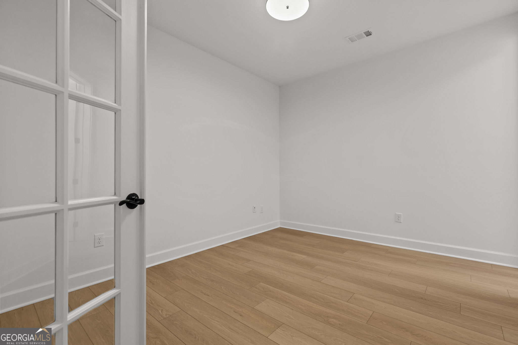 170 Erie Point Property Photo 55