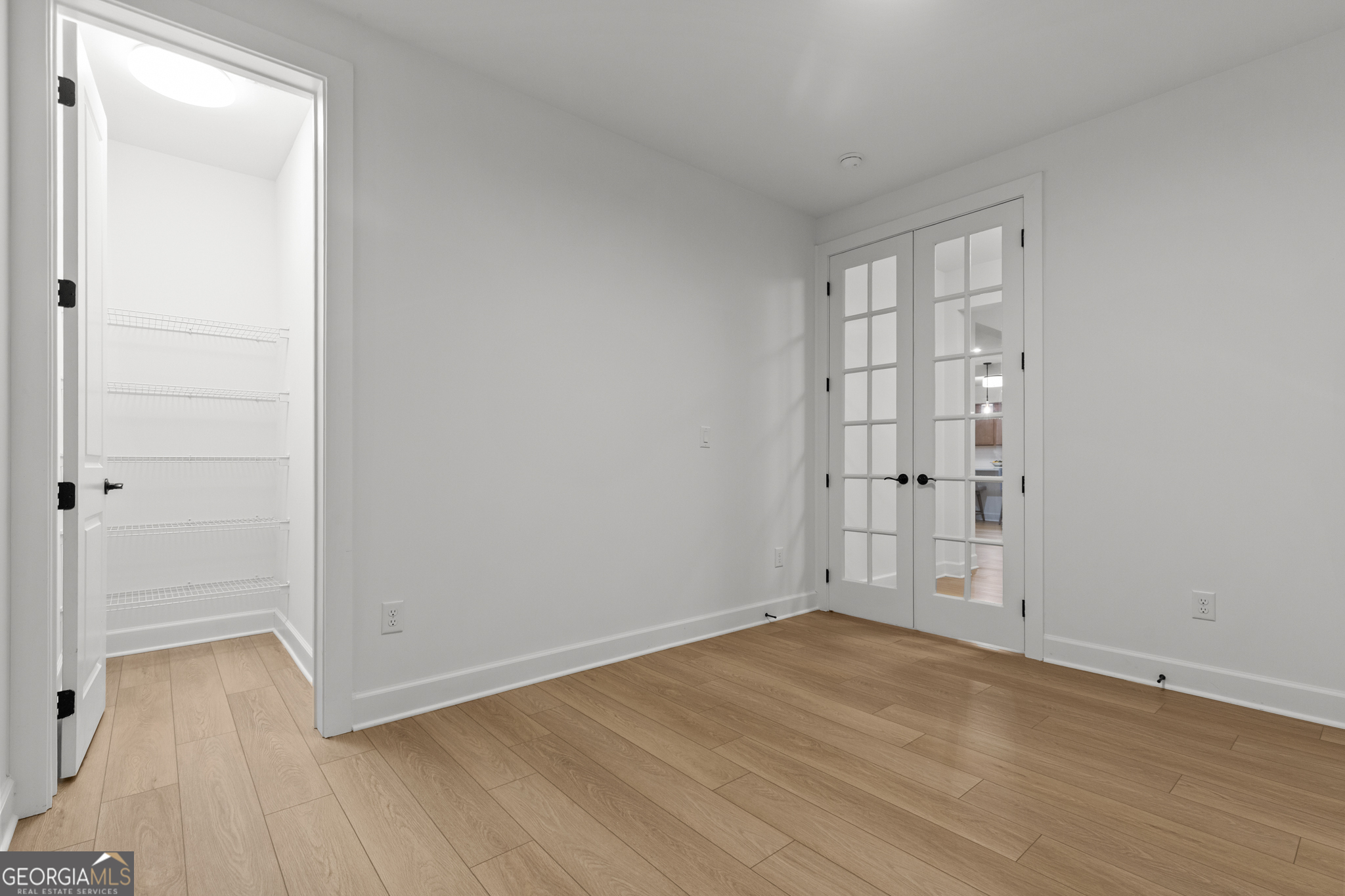 170 Erie Point Property Photo 56