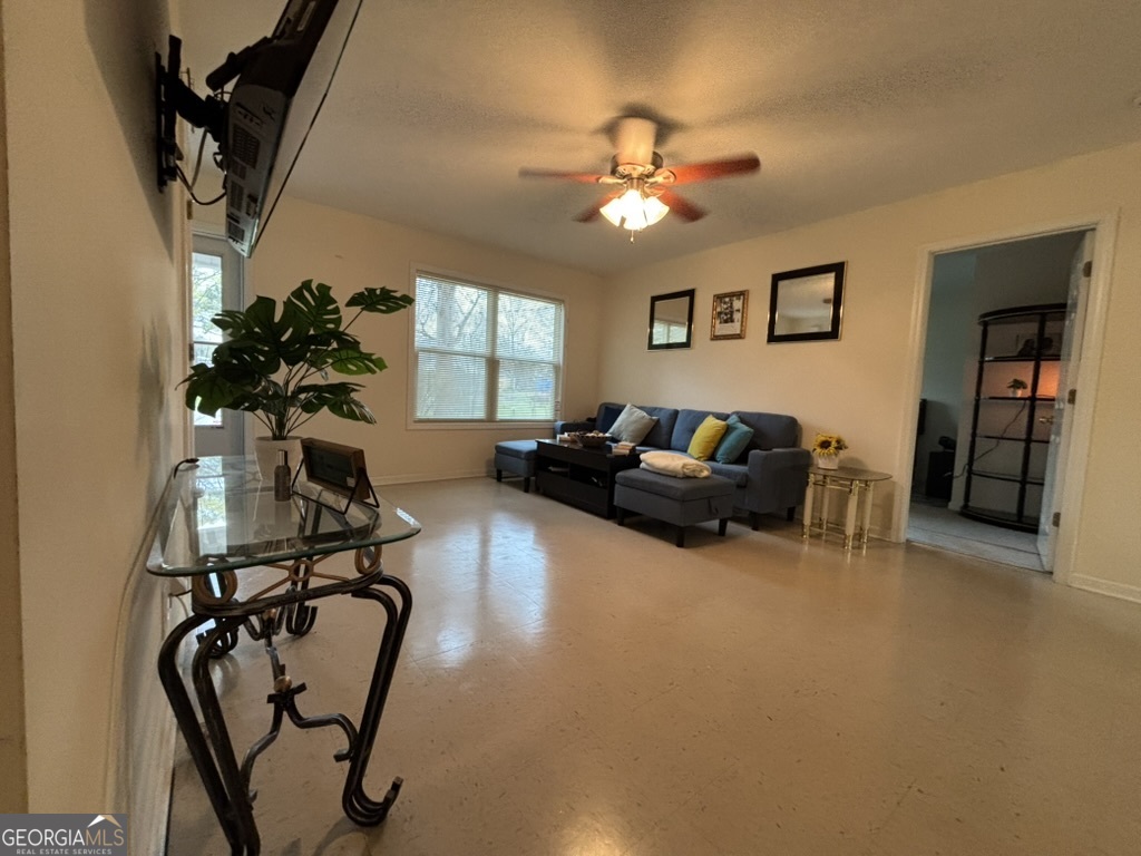 405 Crawfordville Road Property Photo 5