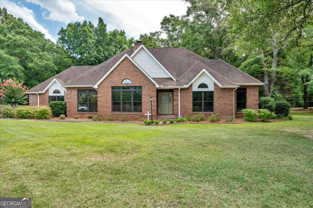 104 Cedar Creek Drive Property Photo 1