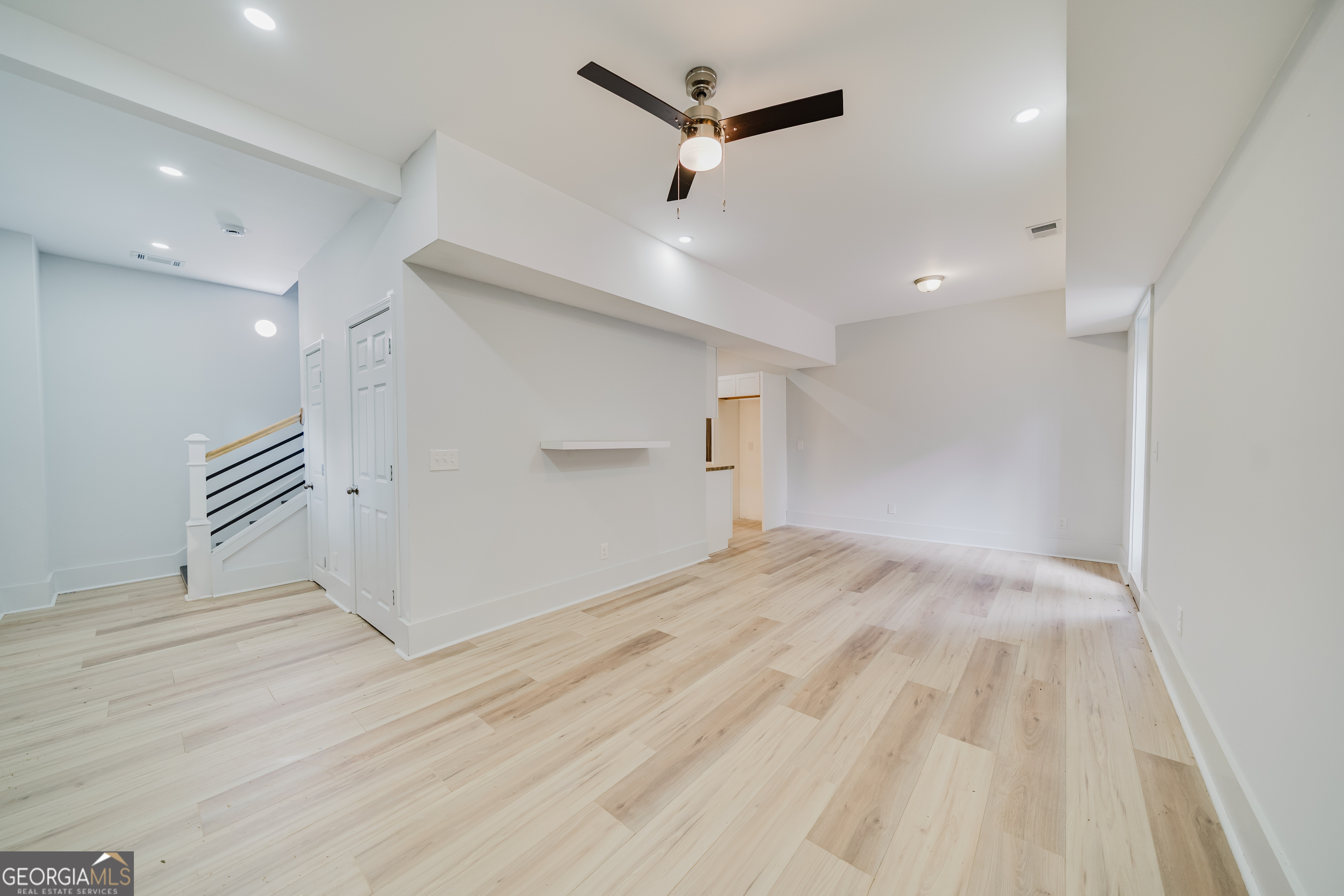 2819 Cherry Avenue Property Photo 6