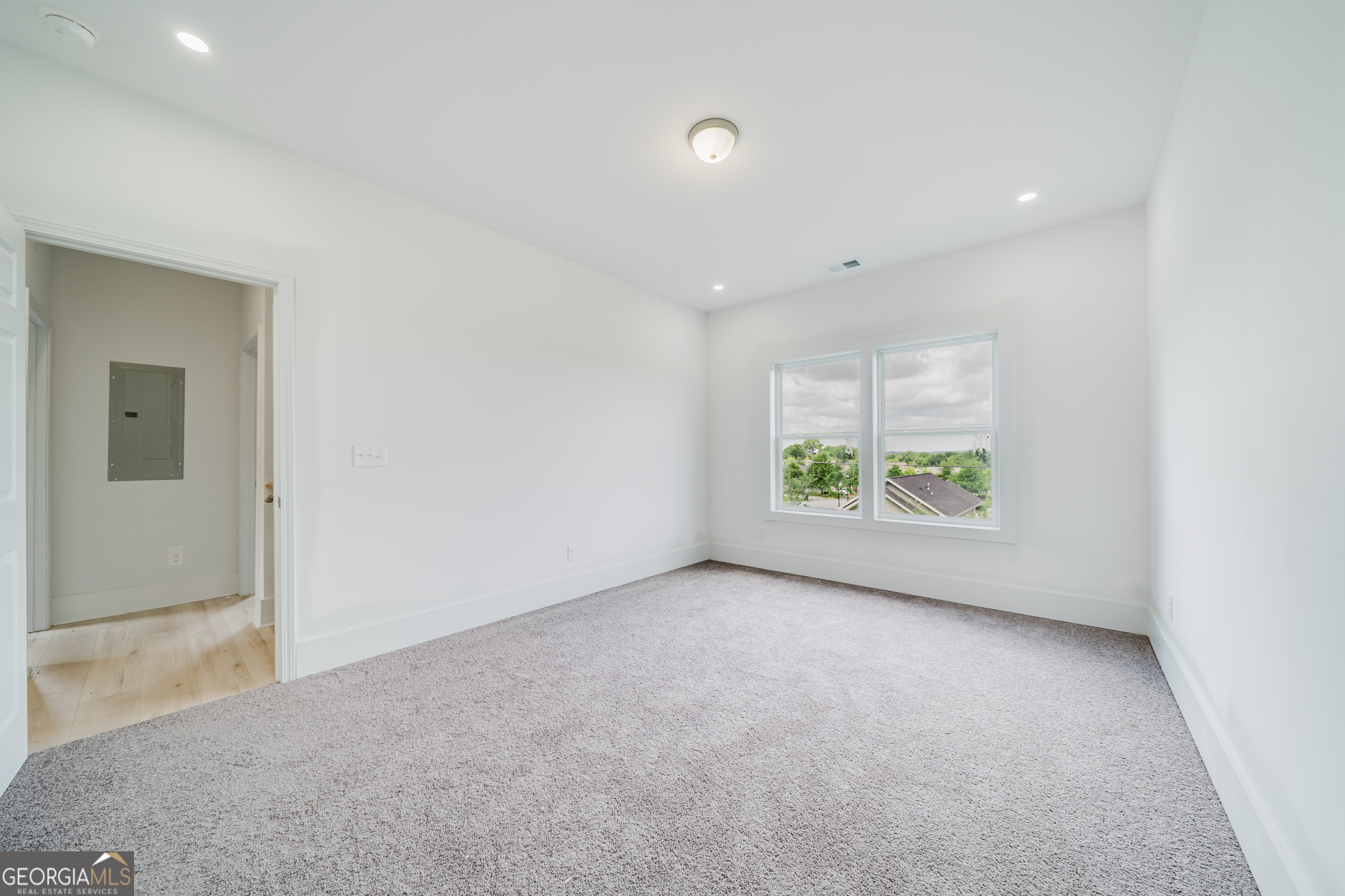 2819 Cherry Avenue Property Photo 11