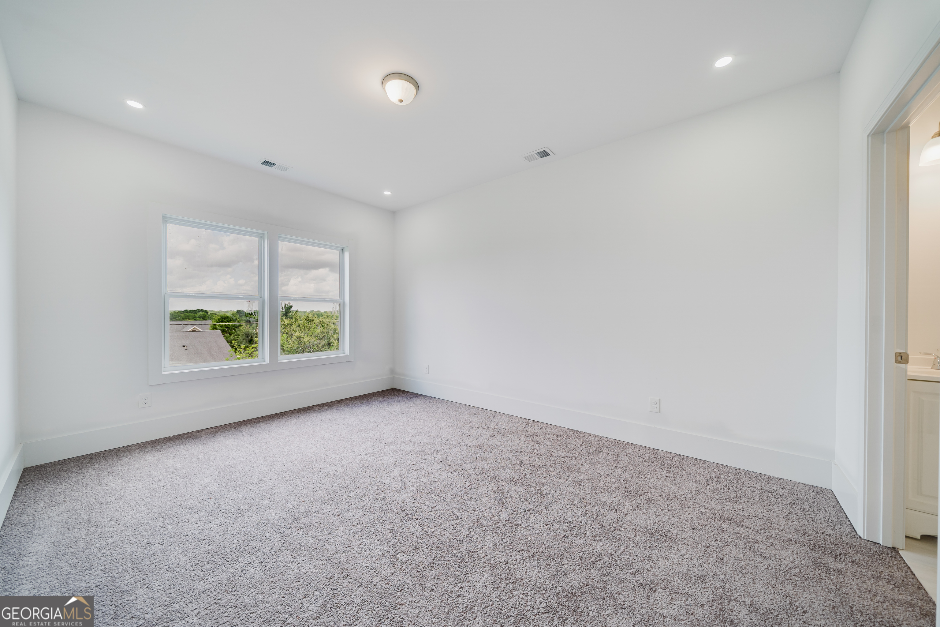 2819 Cherry Avenue Property Photo 12