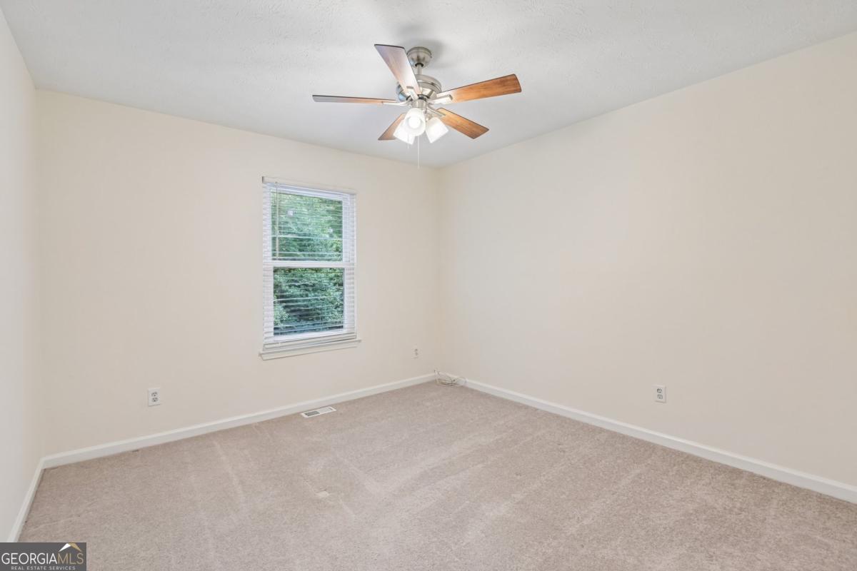 3590 Regency Park Drive Property Photo 25