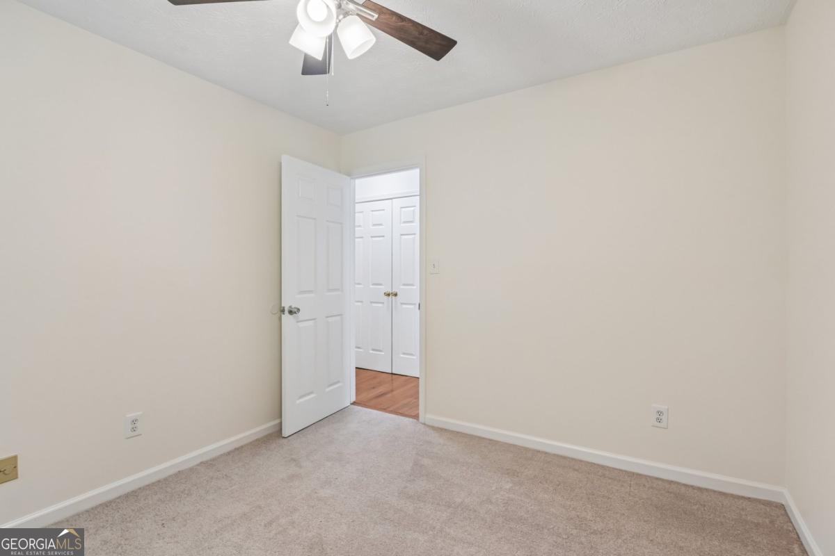 3590 Regency Park Drive Property Photo 33