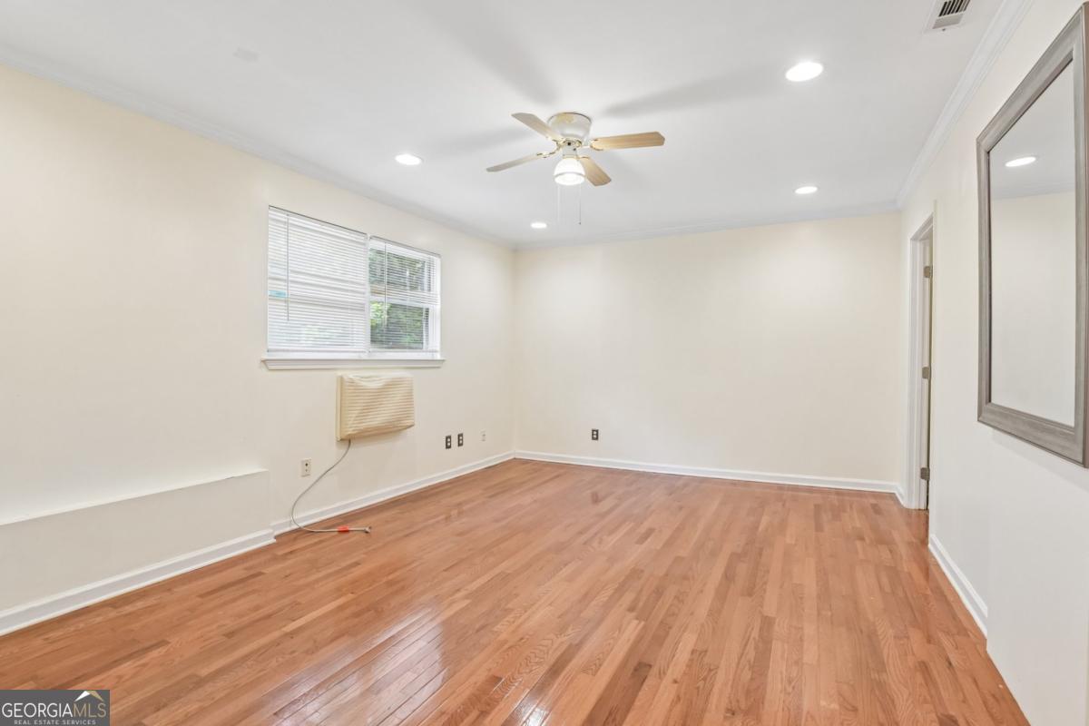 3590 Regency Park Drive Property Photo 36