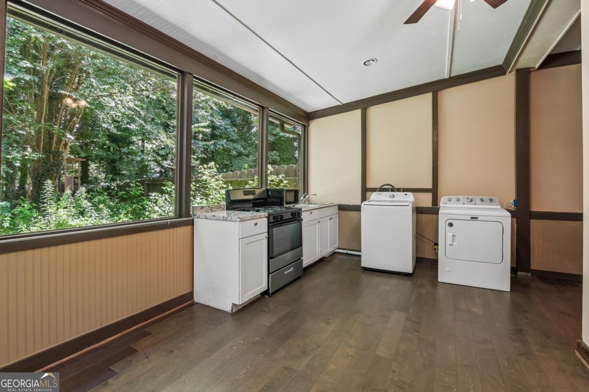 3590 Regency Park Drive Property Photo 45