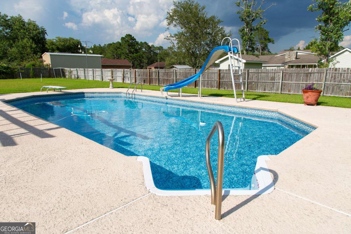 97 Andrea Property Photo 30