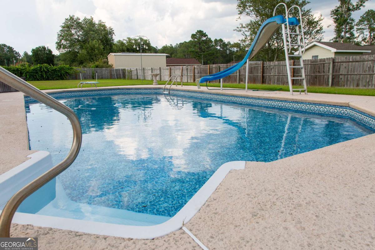 97 Andrea Property Photo 31