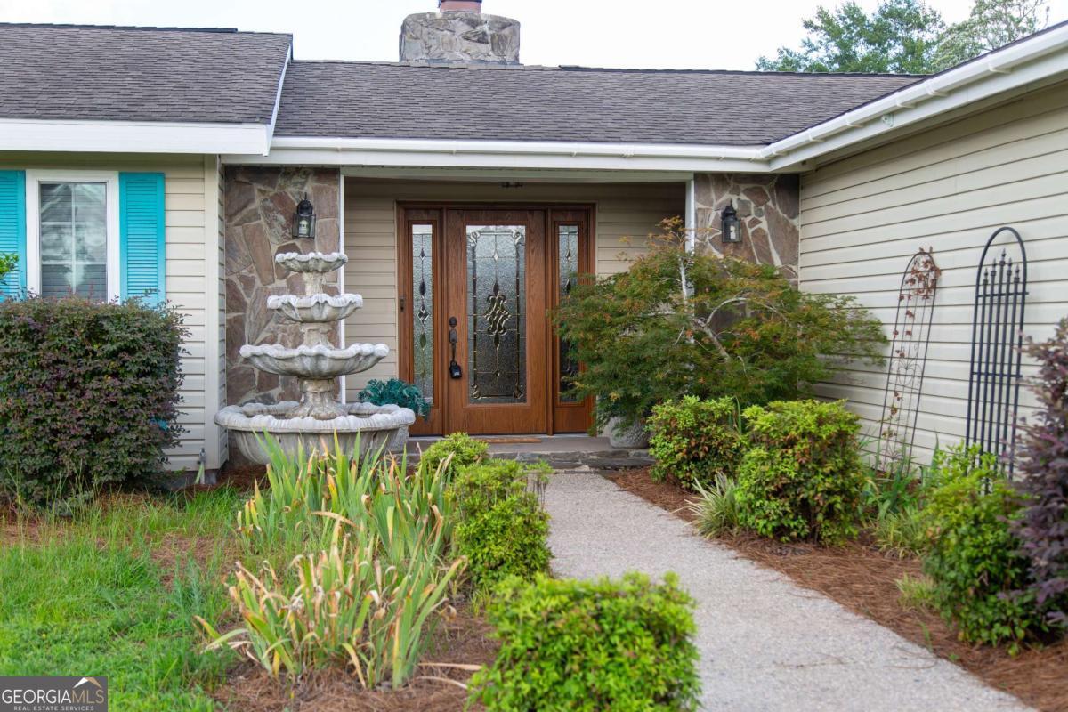 97 Andrea Property Photo 39