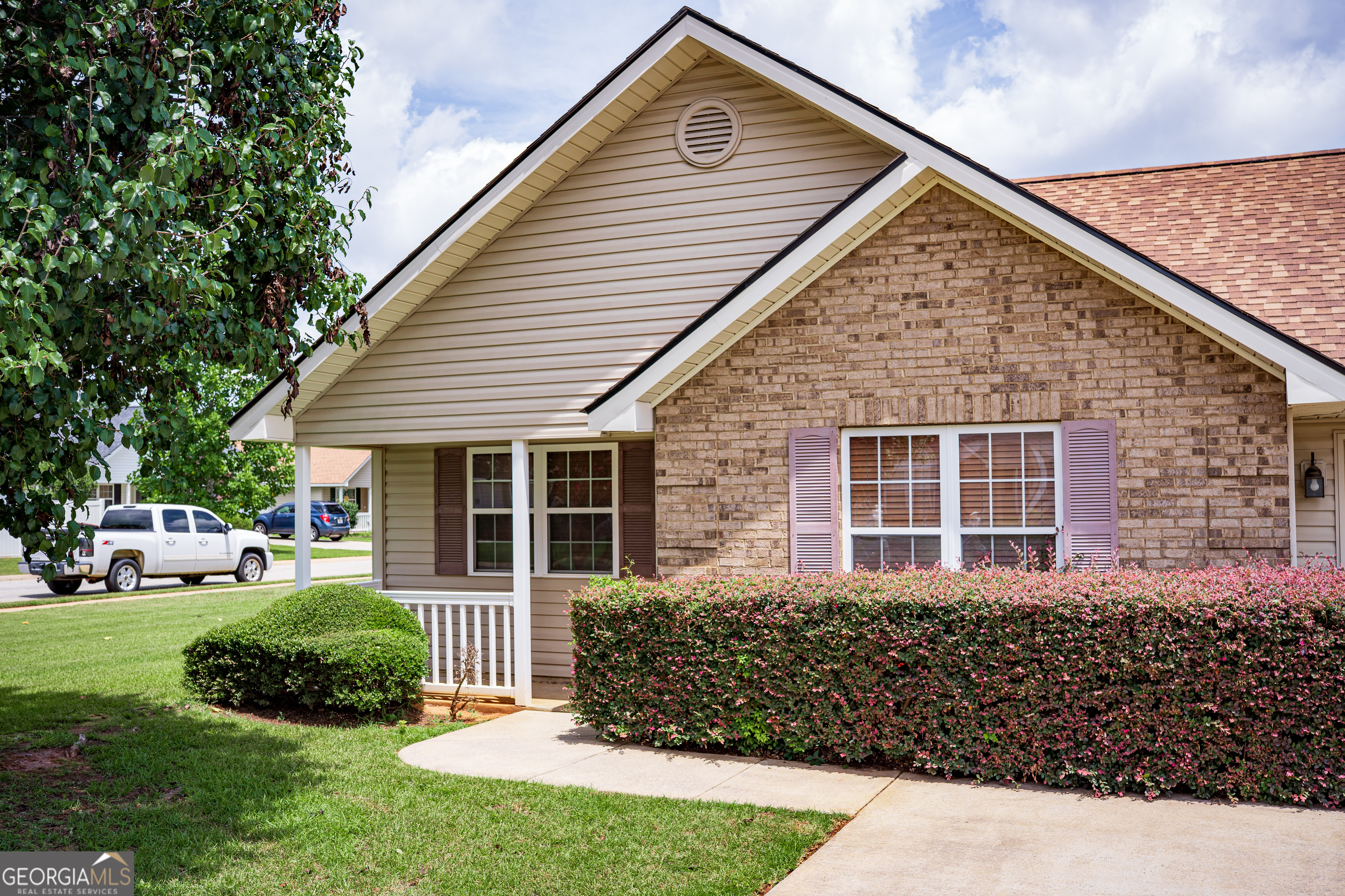 204 Deerfield Circle Property Photo 7