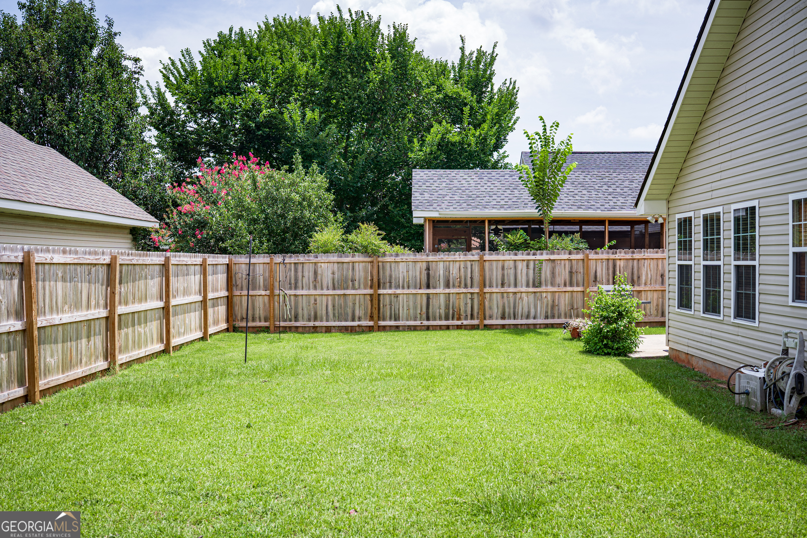 204 Deerfield Circle Property Photo 15