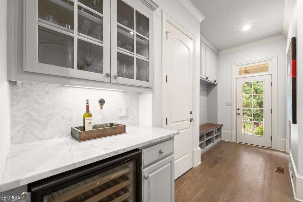 6370 Haddington Lane Property Photo 22