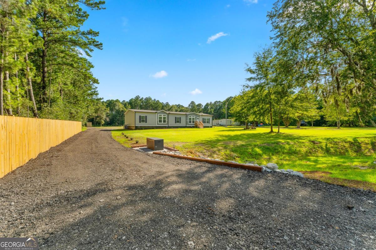 302 Middleton Road Property Photo 5
