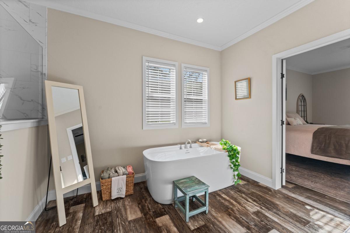 302 Middleton Road Property Photo 20
