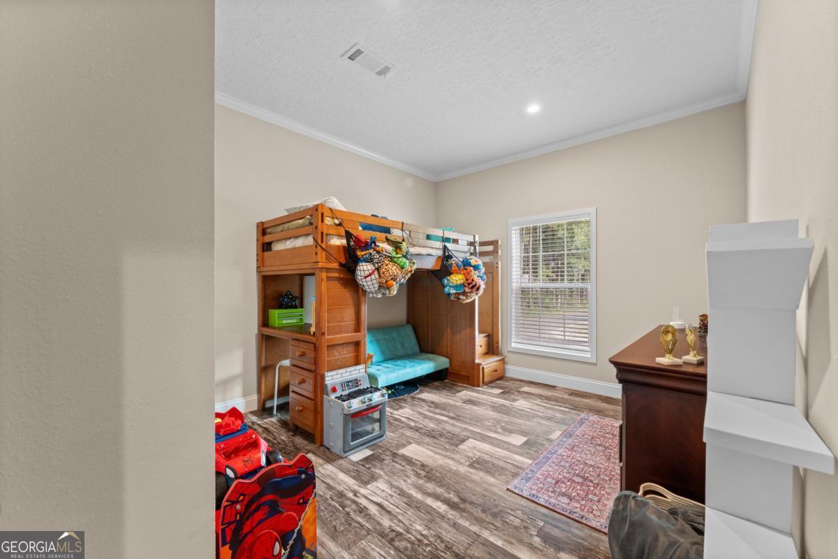 302 Middleton Road Property Photo 35