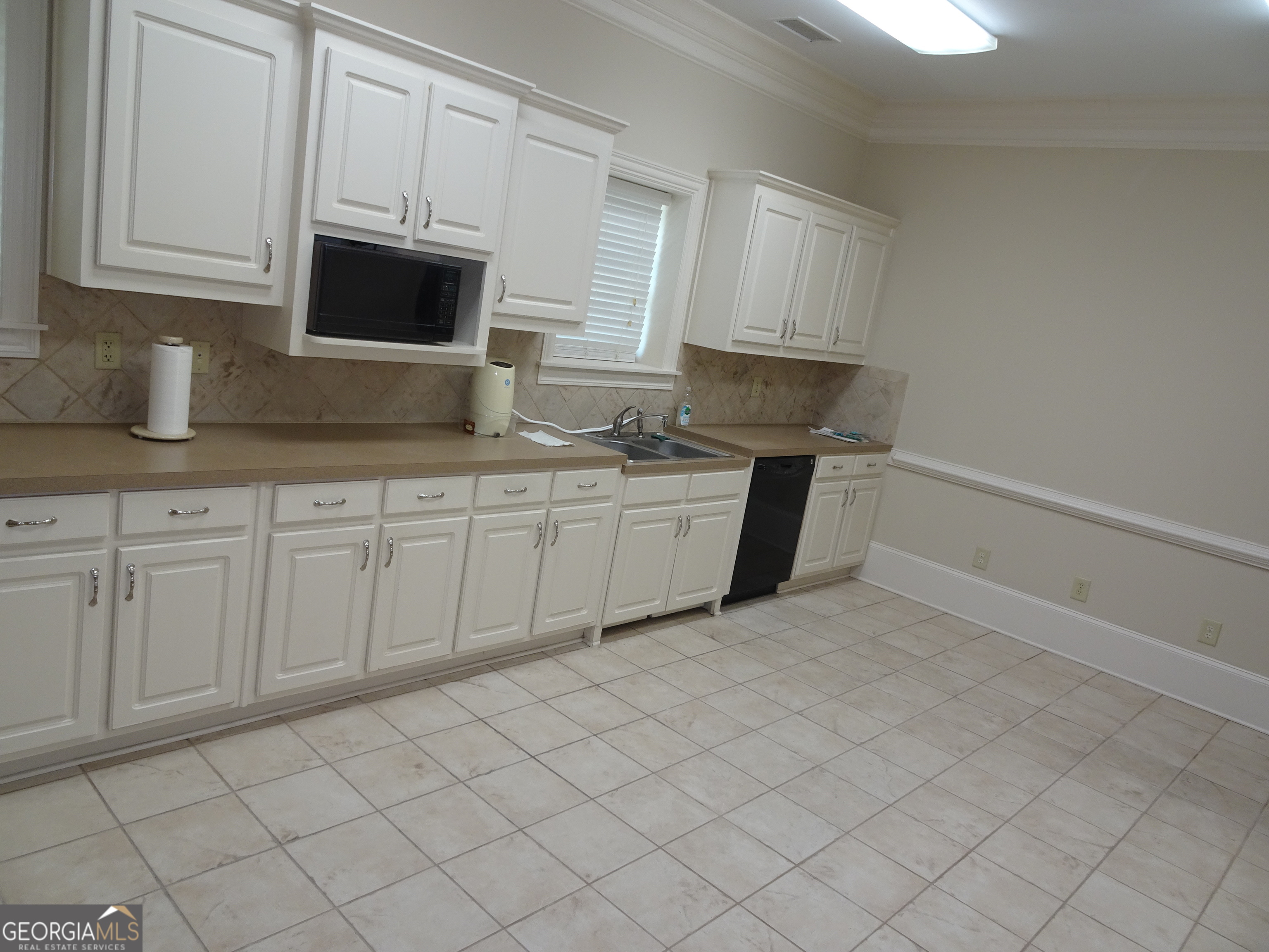 1790 Atkinson Road Suite A Property Photo 22