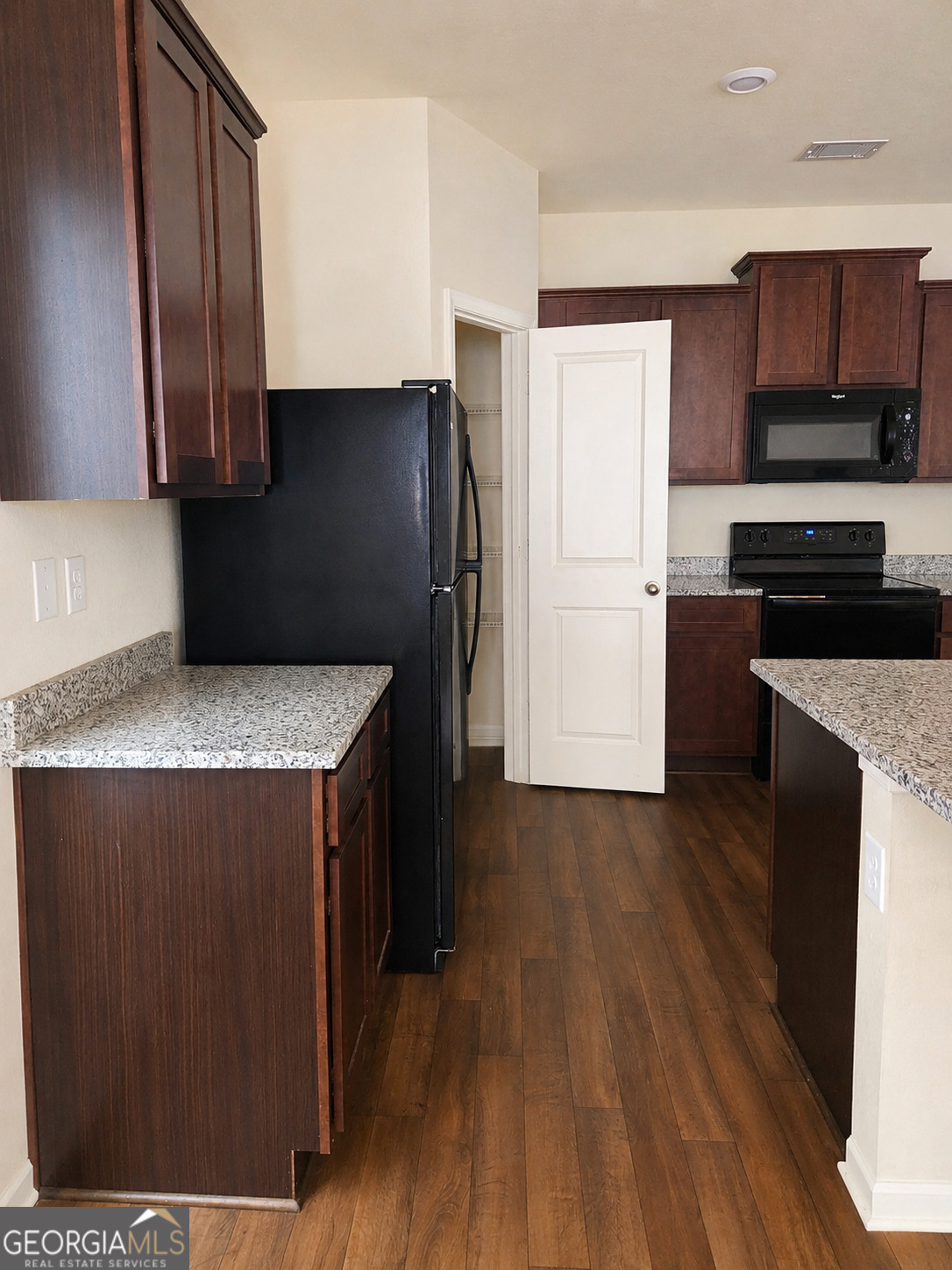 10855 Wheeler Trace Property Photo 4