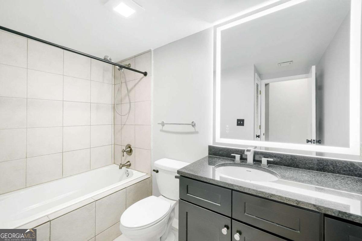 1280 W Peachtree Street Nw # 3414 Property Photo 21