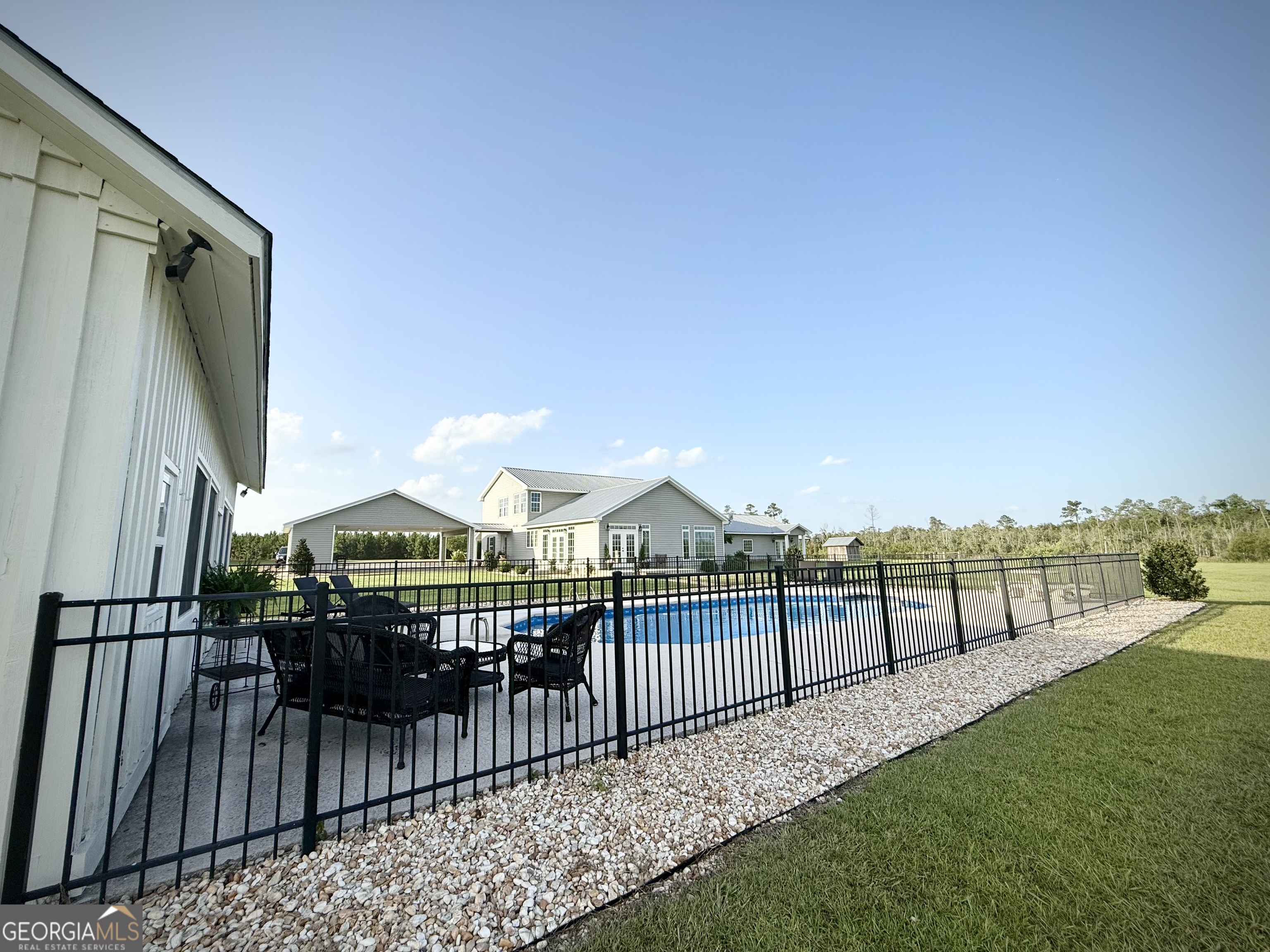 2495 & 2493 Broxton Highway Property Photo 174
