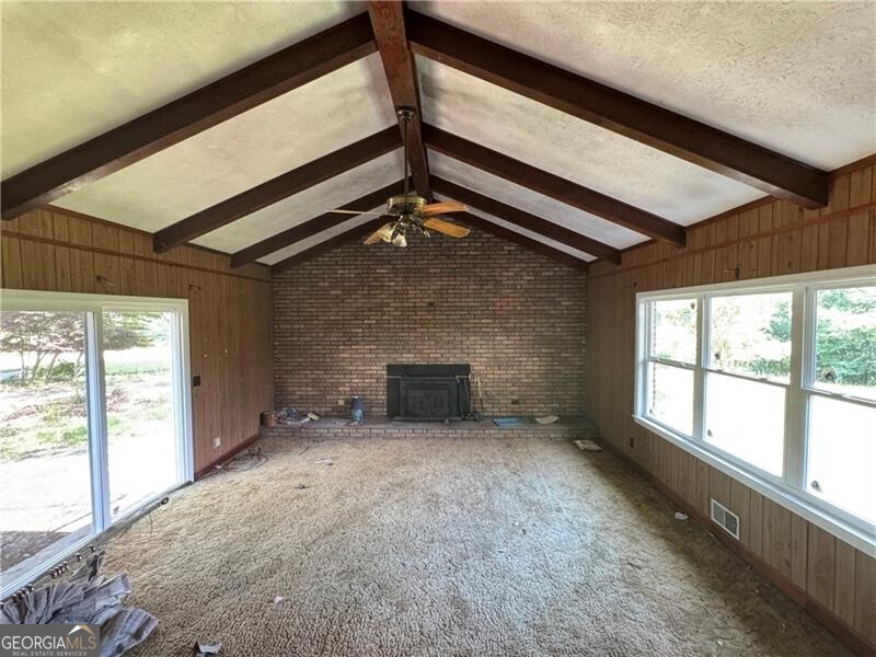 1049 Ben Higgins Road Property Photo 3