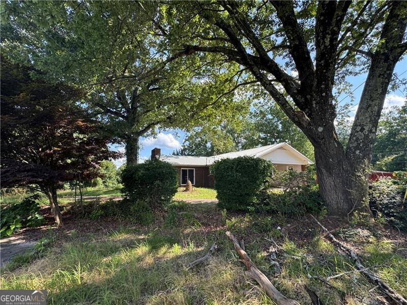 1049 Ben Higgins Road Property Photo 10