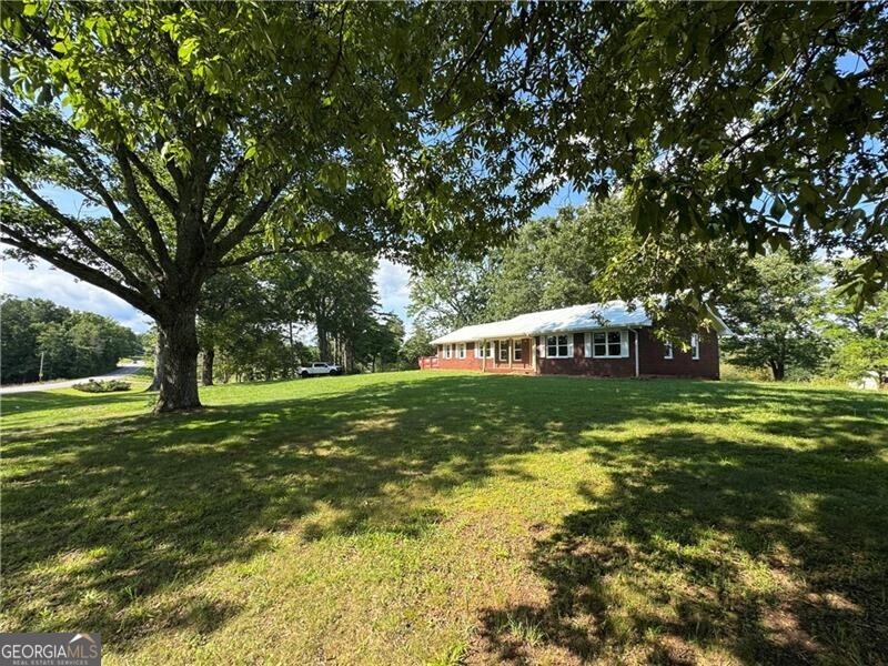 1049 Ben Higgins Road Property Photo 13