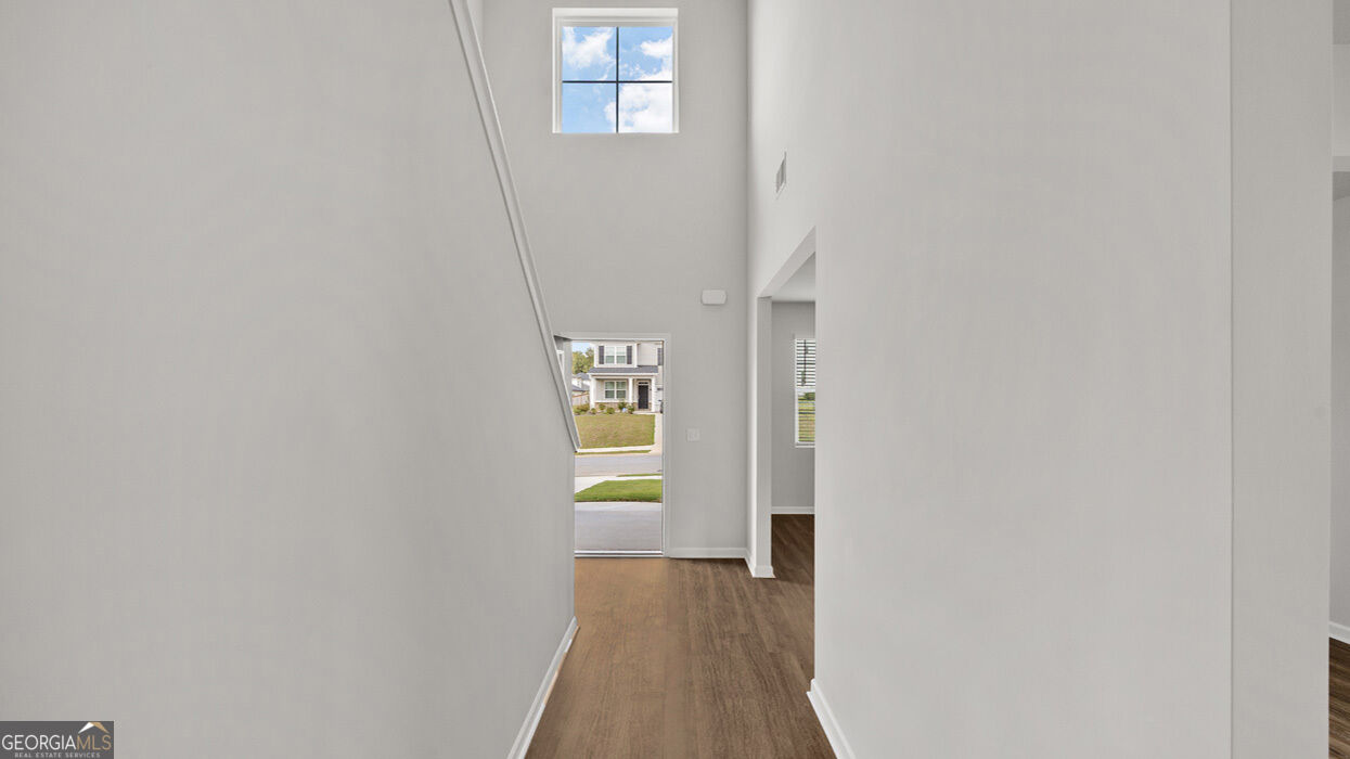 204 Friendship Oak Way Property Photo 3